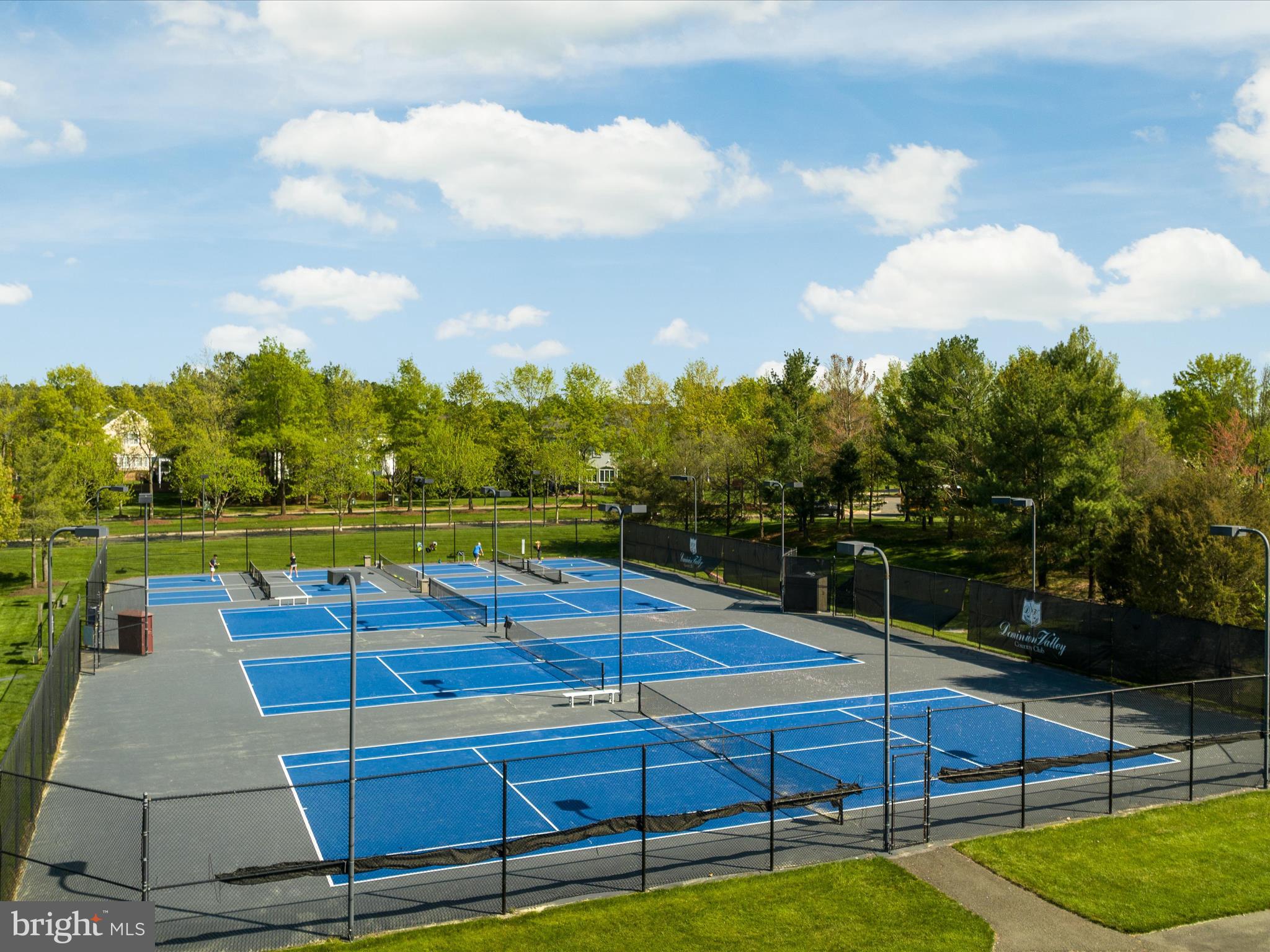 DOMINION VALLEY COUNTRY CLUB - Residential