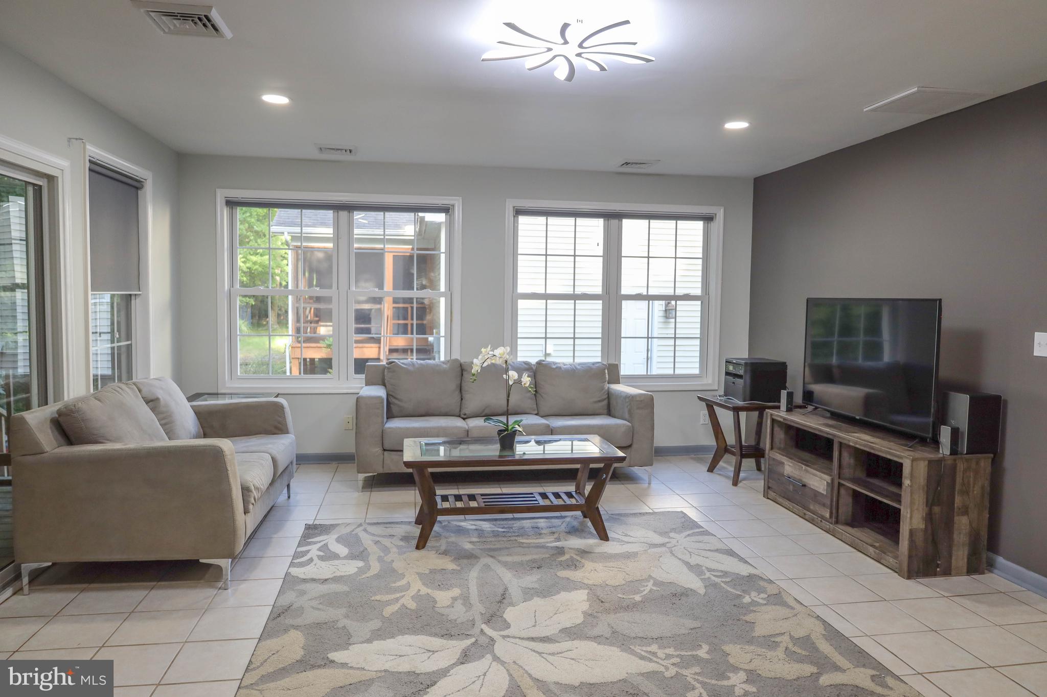 OCEAN PINES - Residential