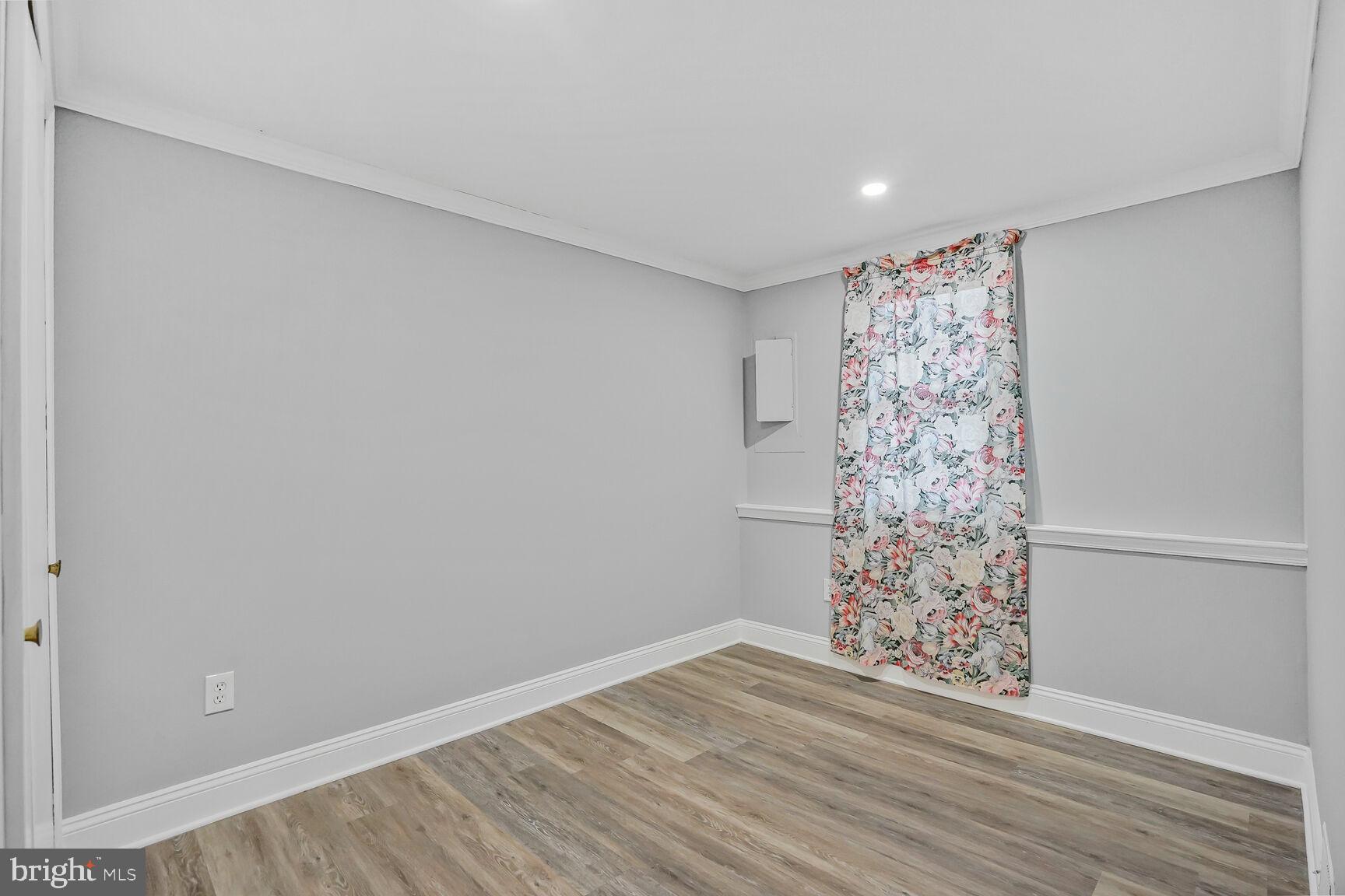 BURKE CENTRE - Residential Lease