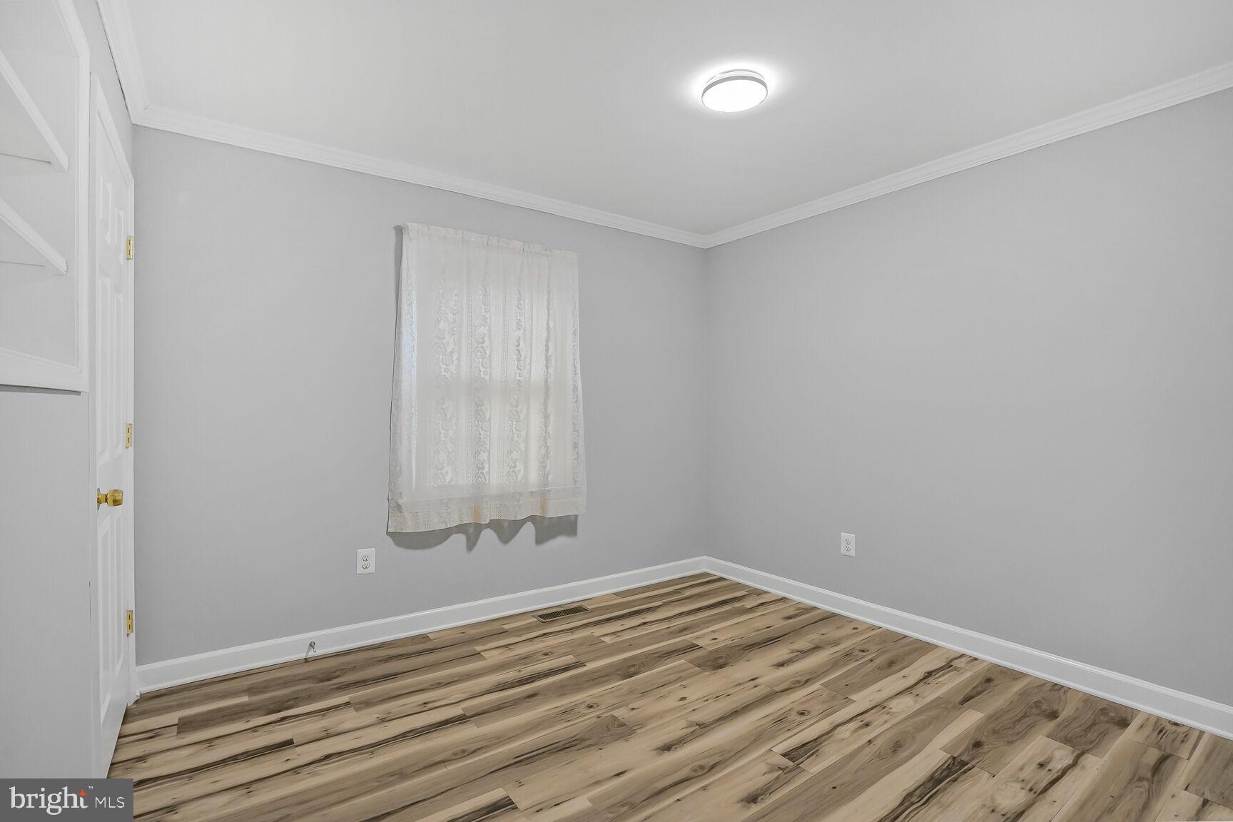 BURKE CENTRE - Residential Lease