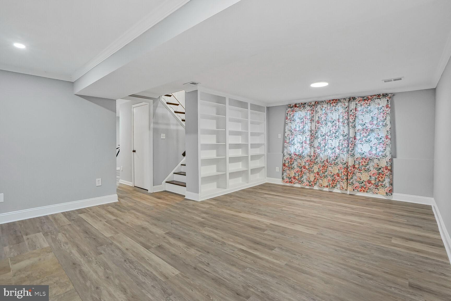 BURKE CENTRE - Residential Lease