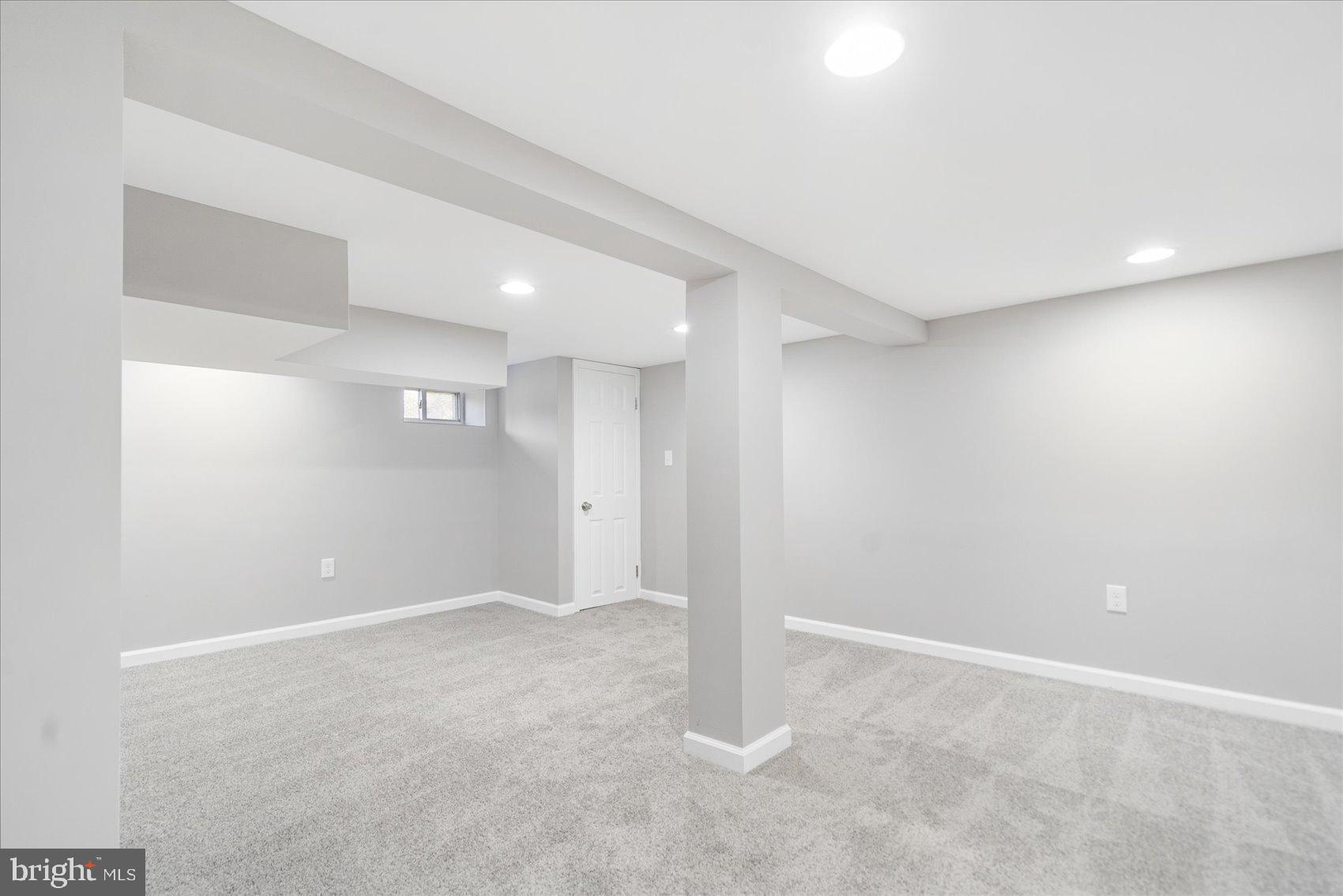 REGULARS - Residential