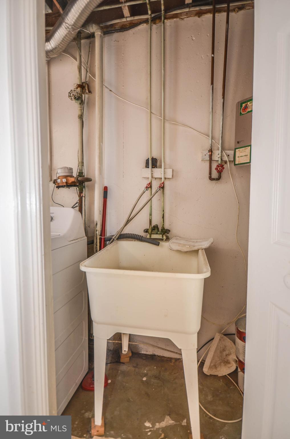 WESTLEIGH - Residential Lease