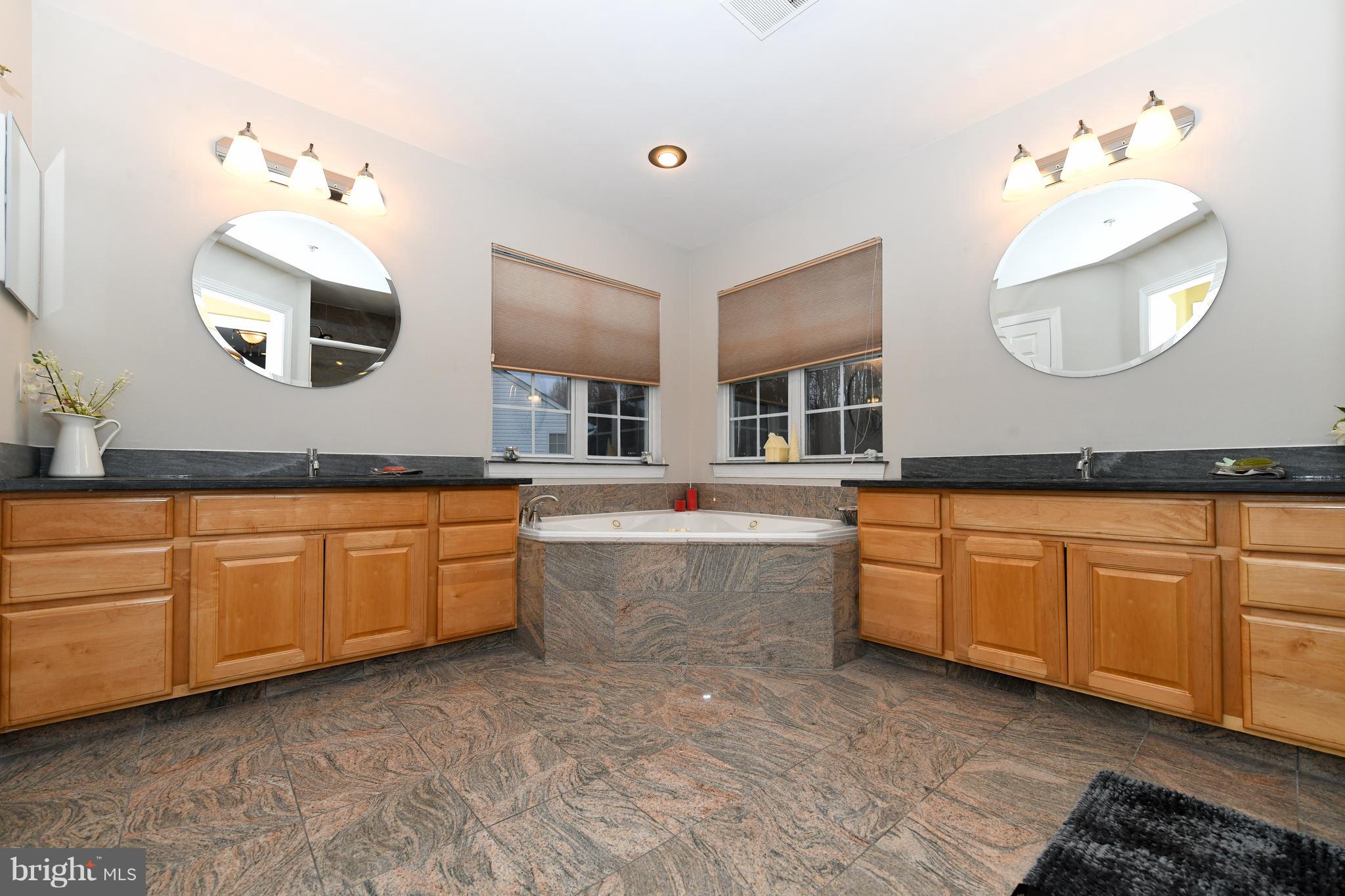 RUSTIC RIDGE - Residential