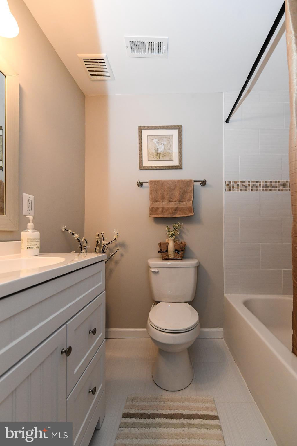 RUSTIC RIDGE - Residential