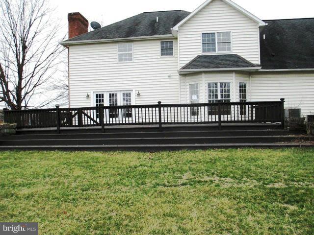 LOCUST HILL - Residential