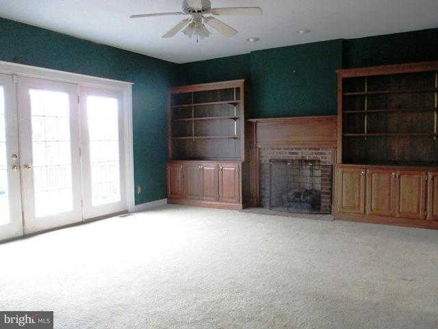 LOCUST HILL - Residential