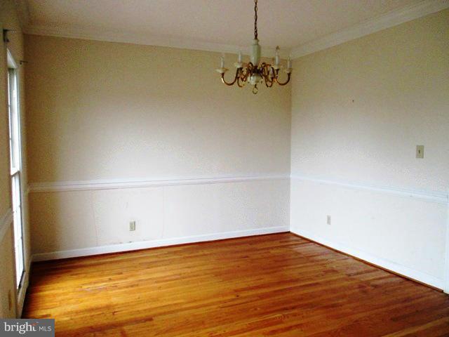 LOCUST HILL - Residential