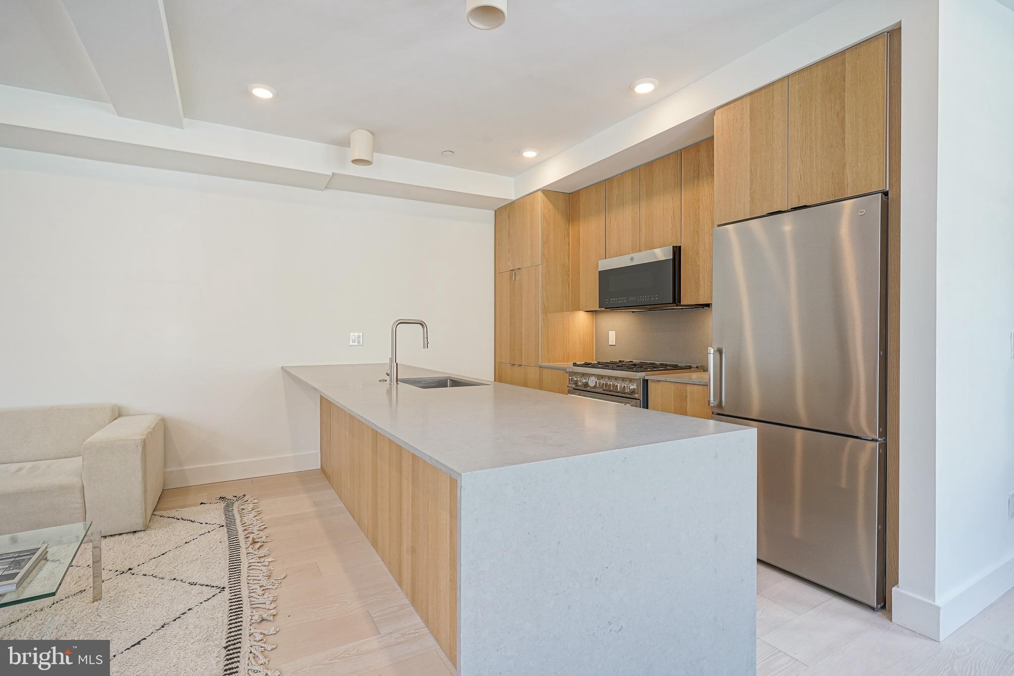 SPRING GARDEN - Residential