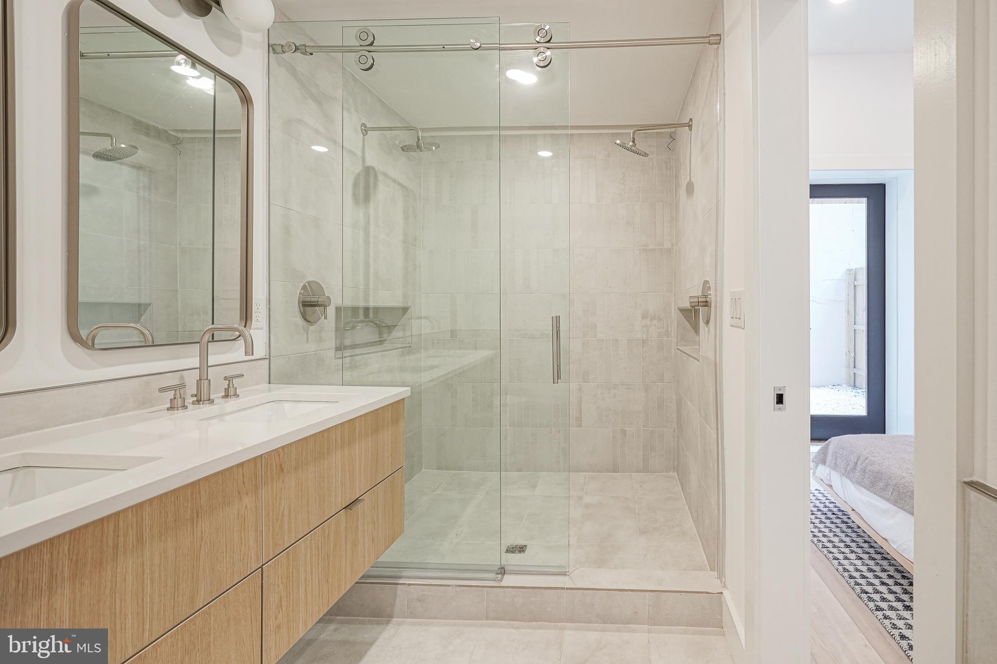 SPRING GARDEN - Residential