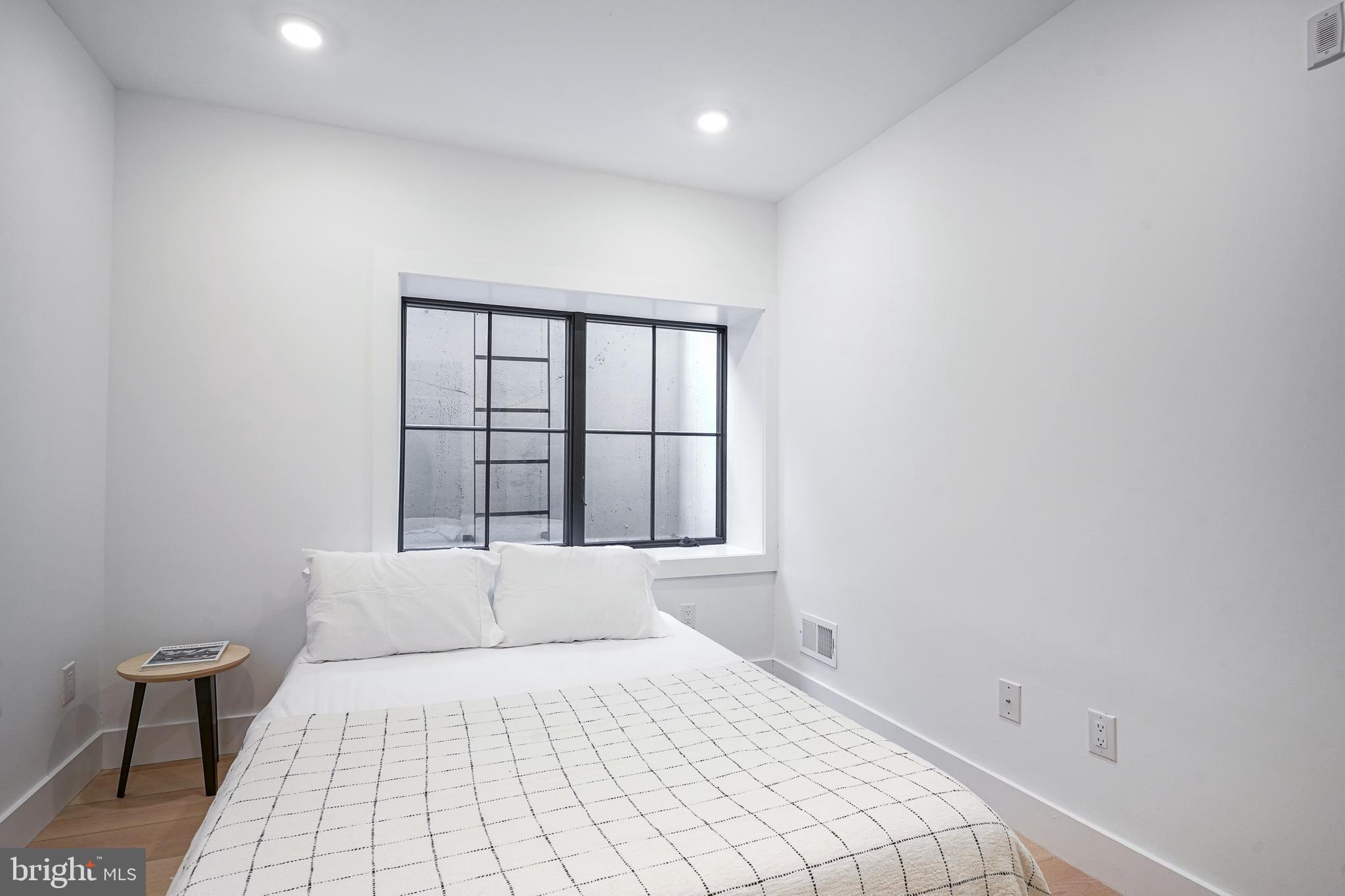 SPRING GARDEN - Residential