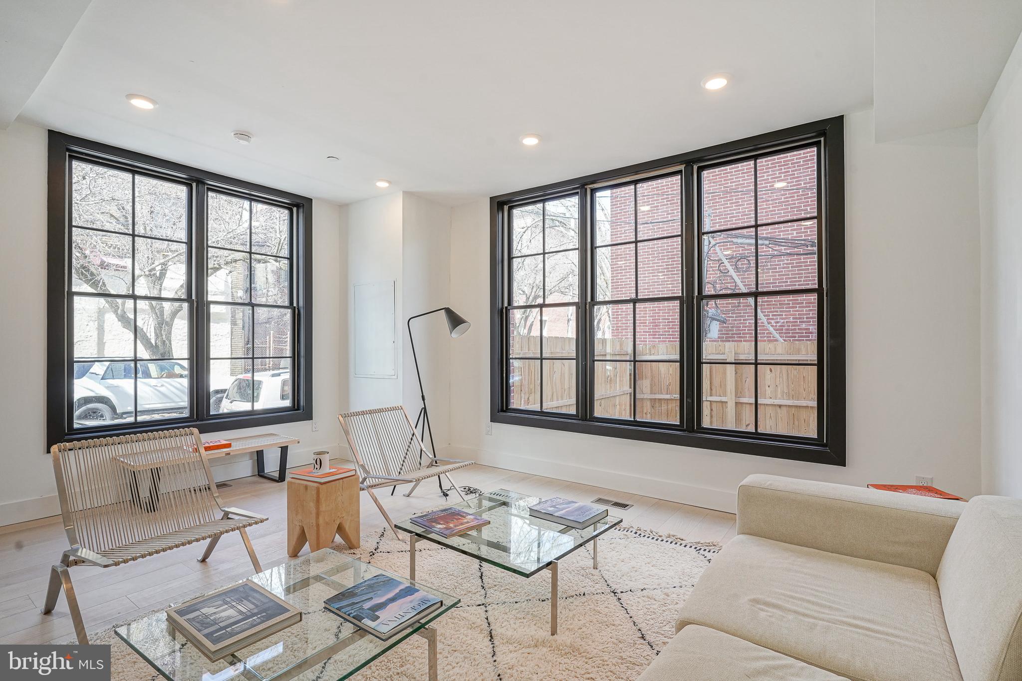 SPRING GARDEN - Residential