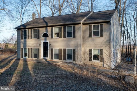 Photo of 4 Doe Lane, QUARRYVILLE, PA 17566 (MLS # PALA2065332)