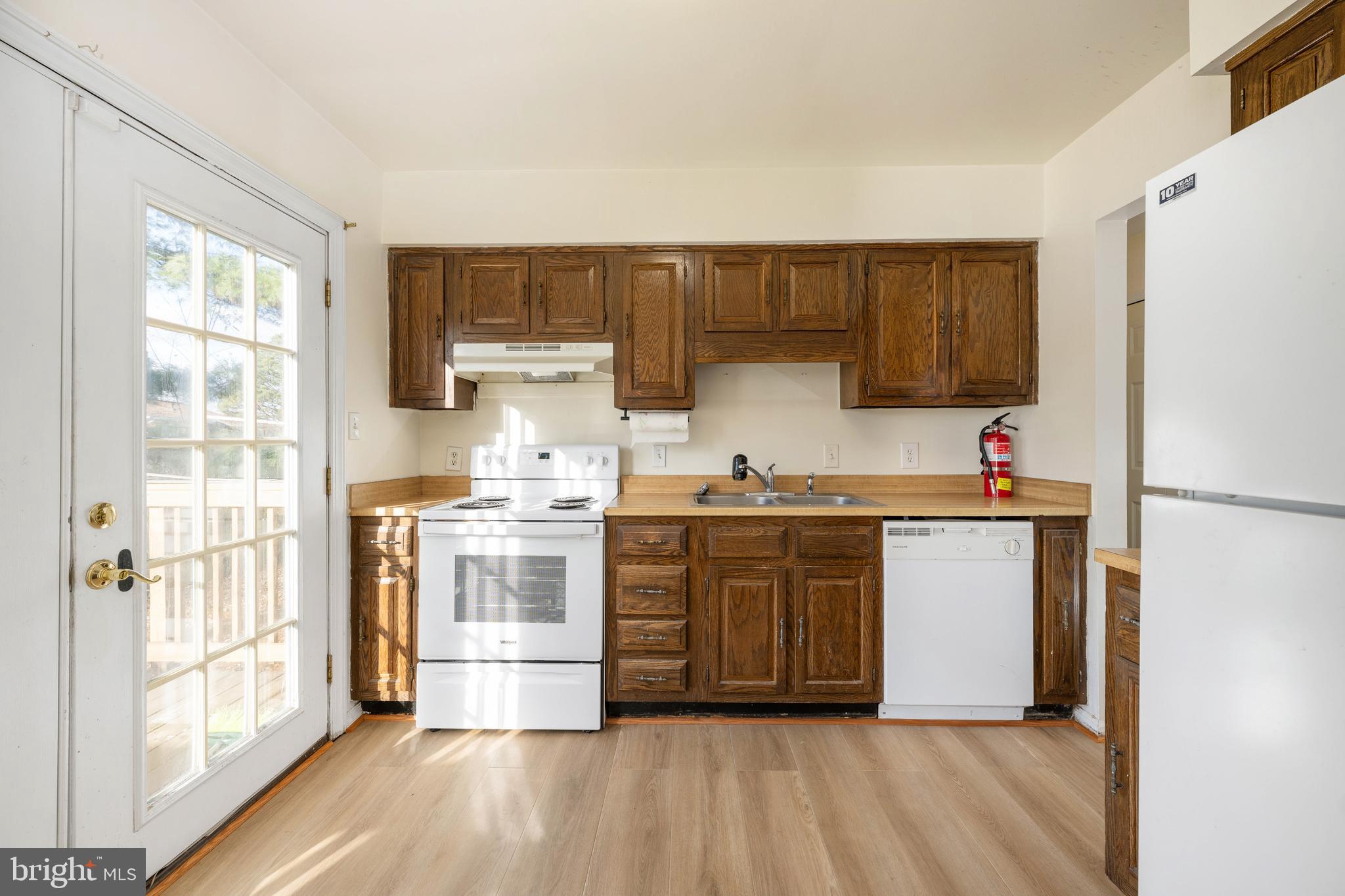 SHERATON HILLS EAST - Residential