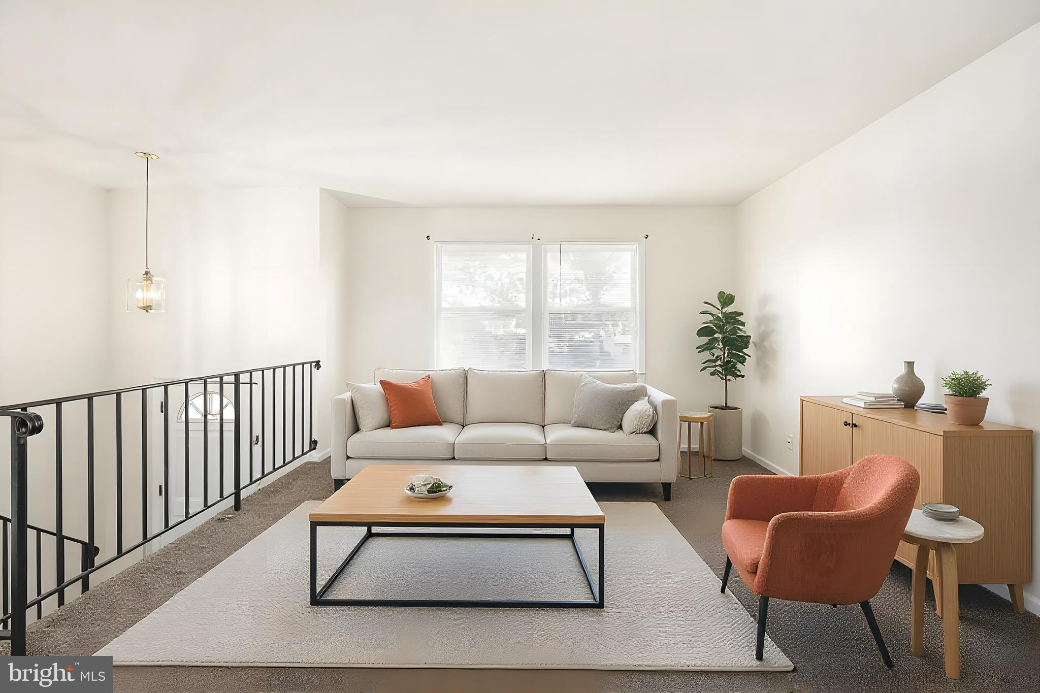 SHERATON HILLS EAST - Residential