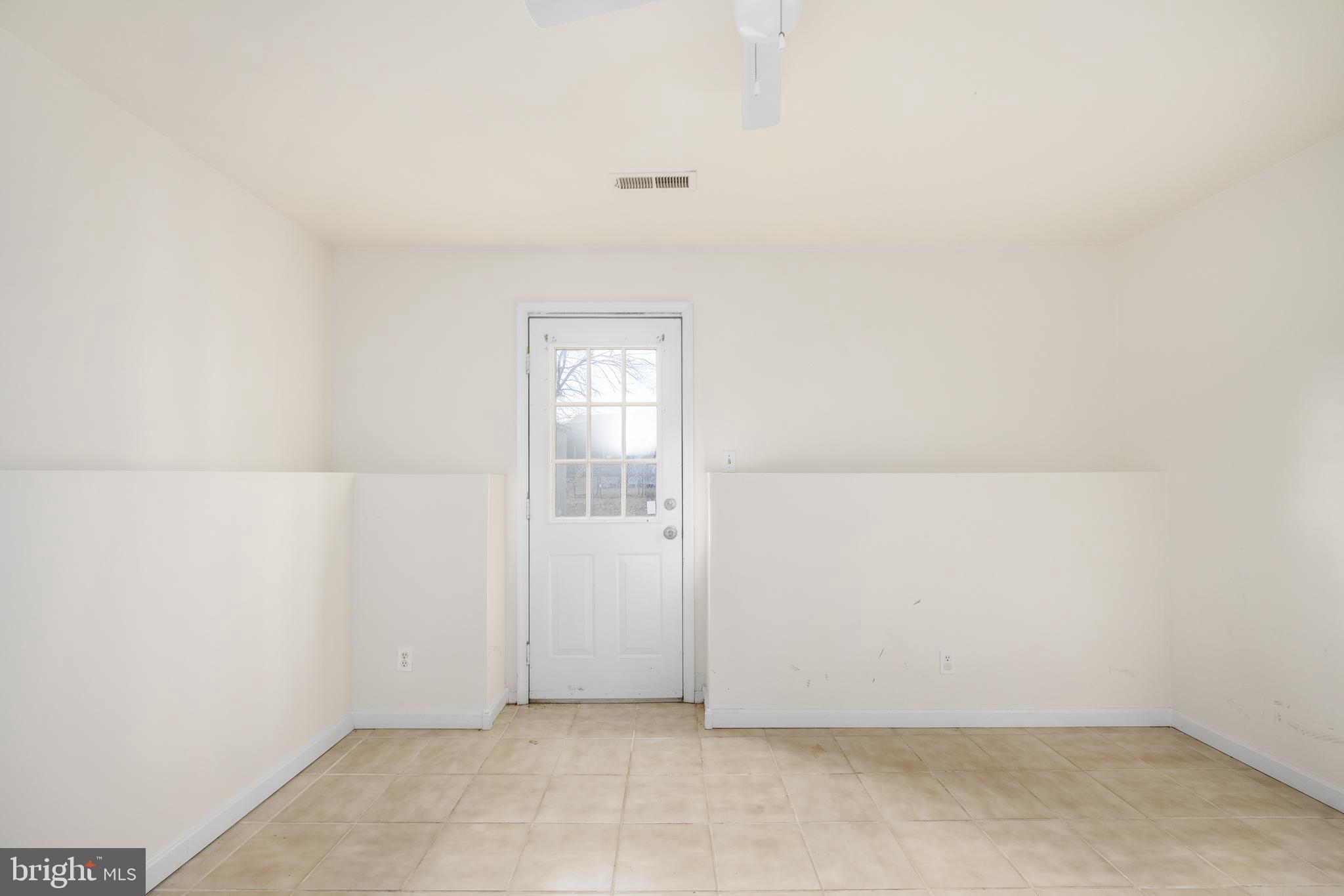 SHERATON HILLS EAST - Residential