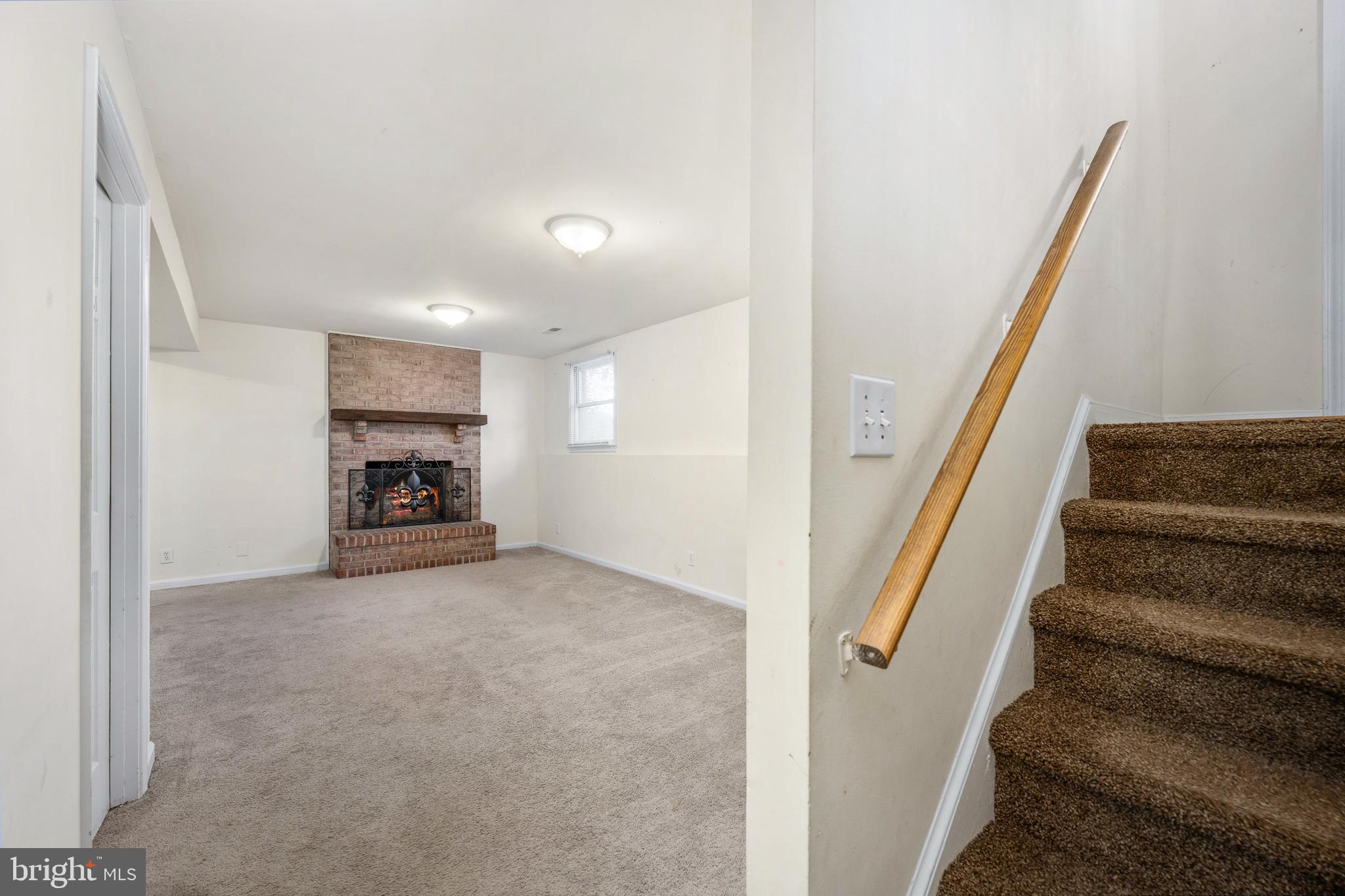 SHERATON HILLS EAST - Residential