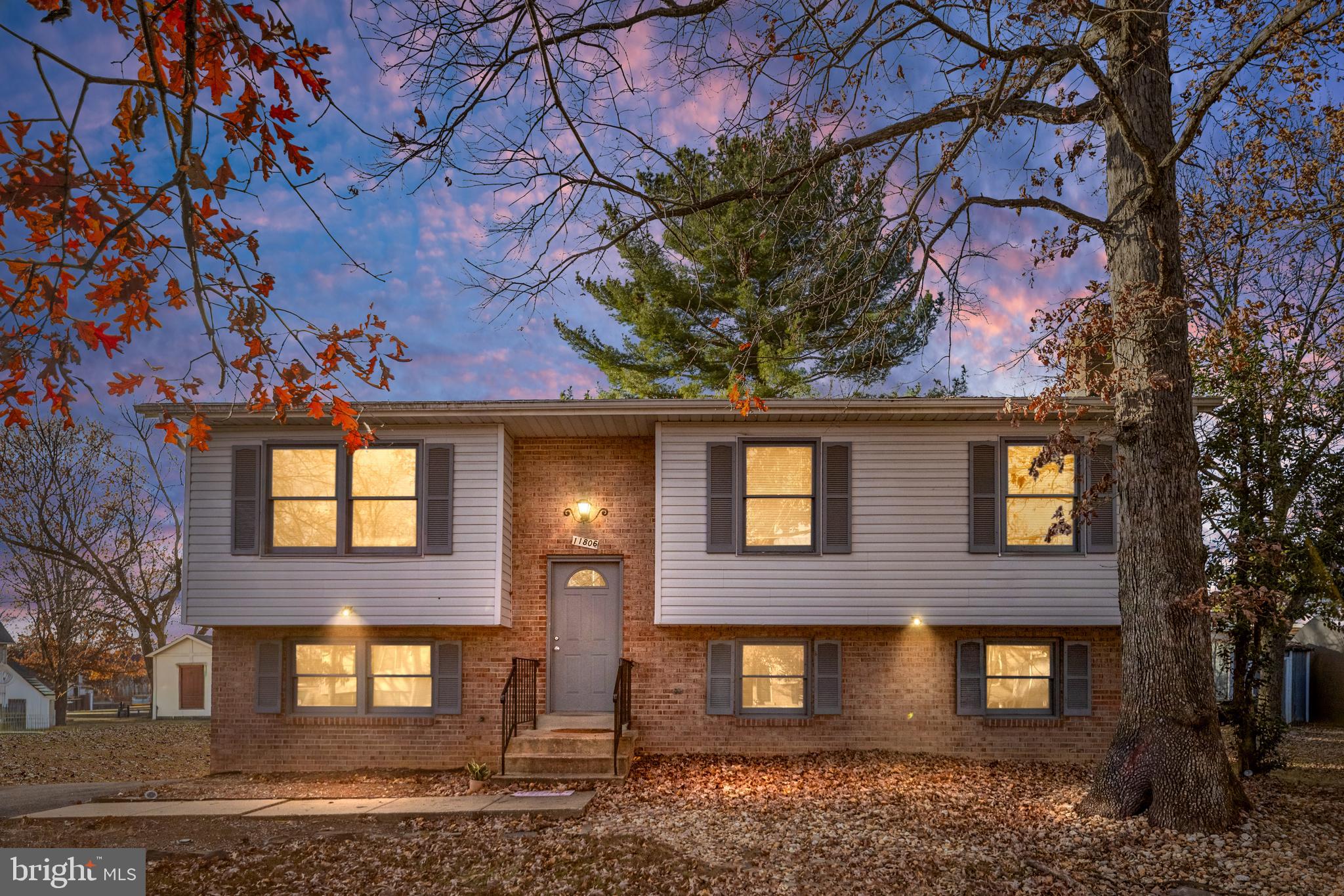 SHERATON HILLS EAST - Residential