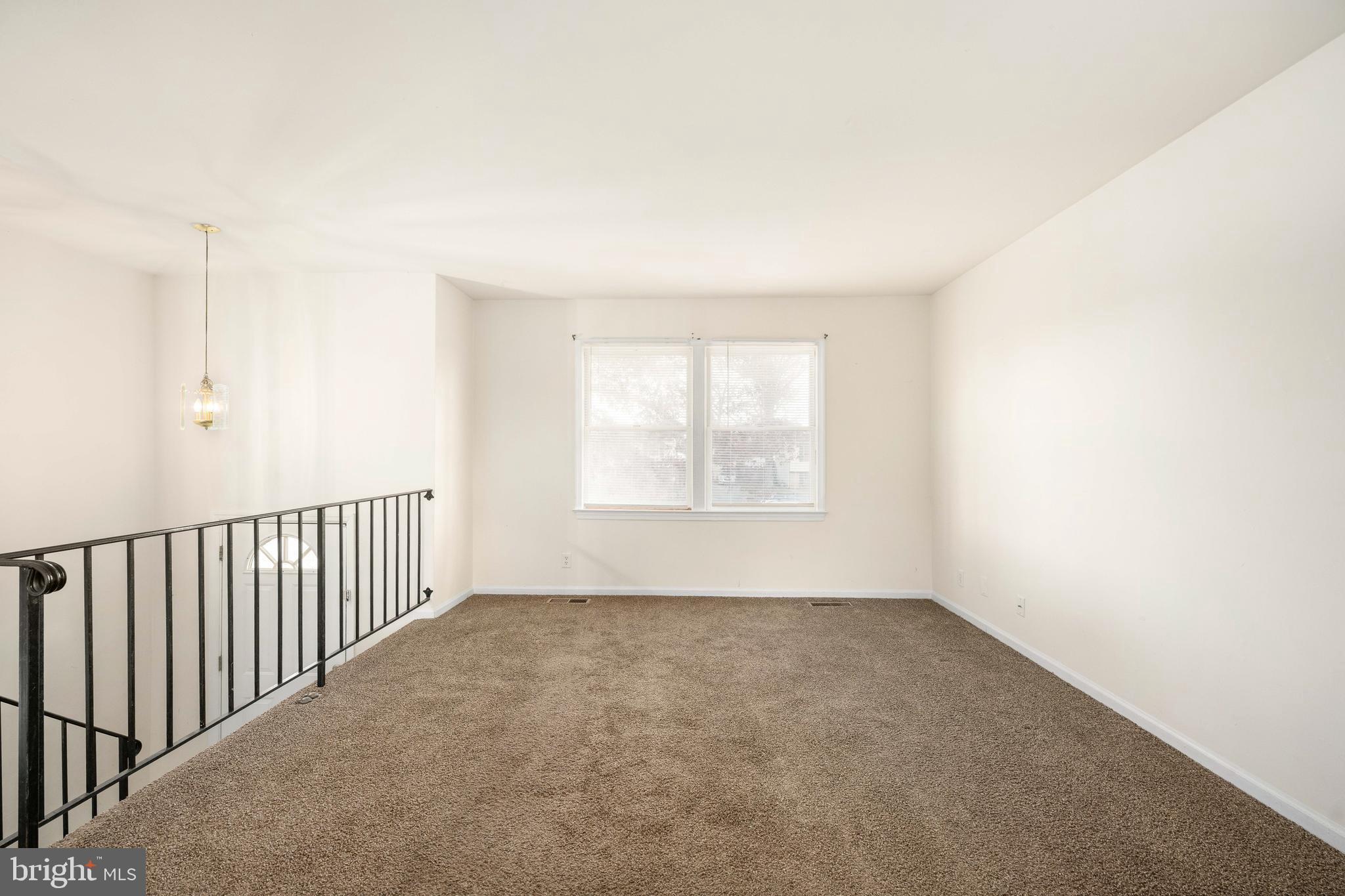 SHERATON HILLS EAST - Residential