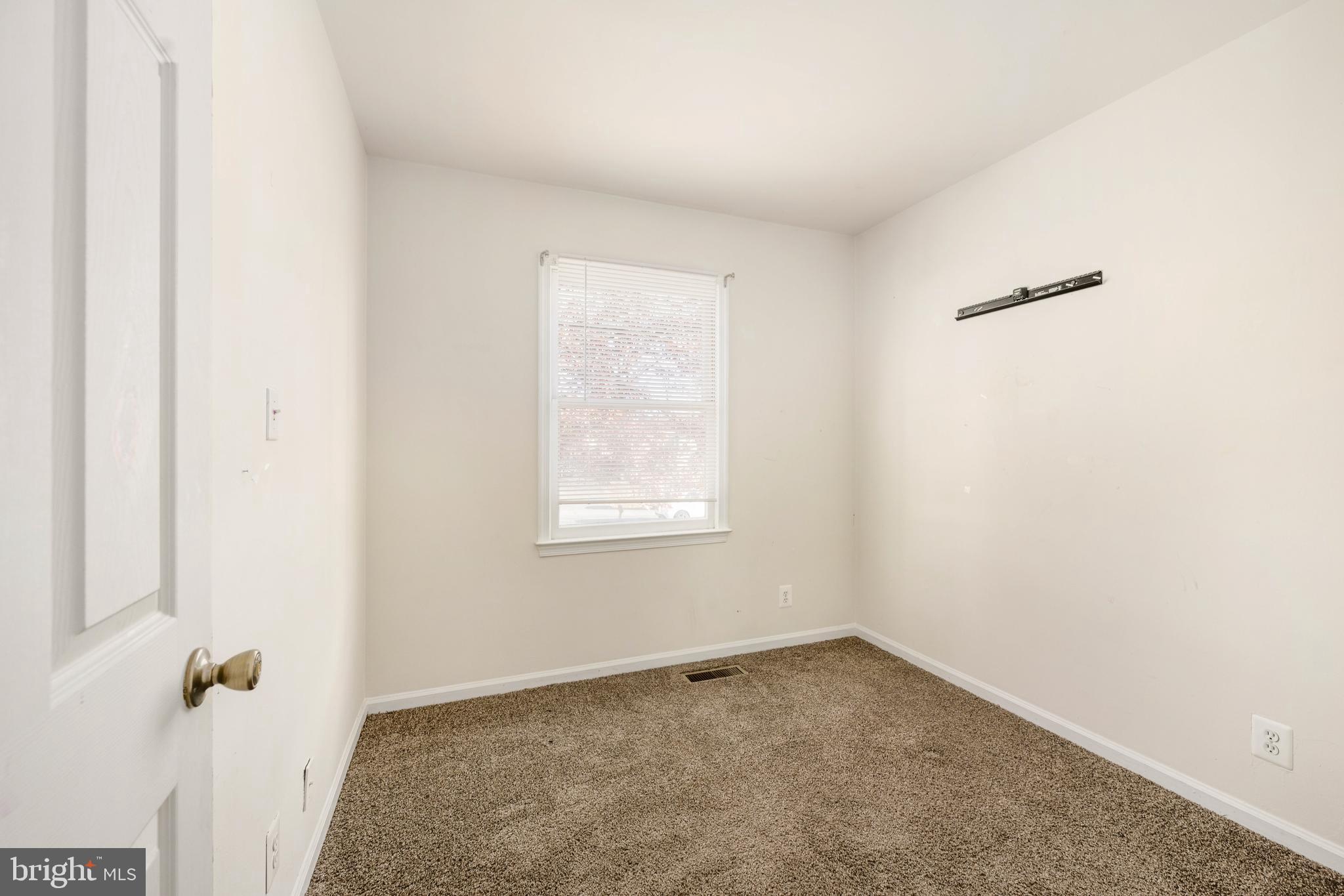 SHERATON HILLS EAST - Residential