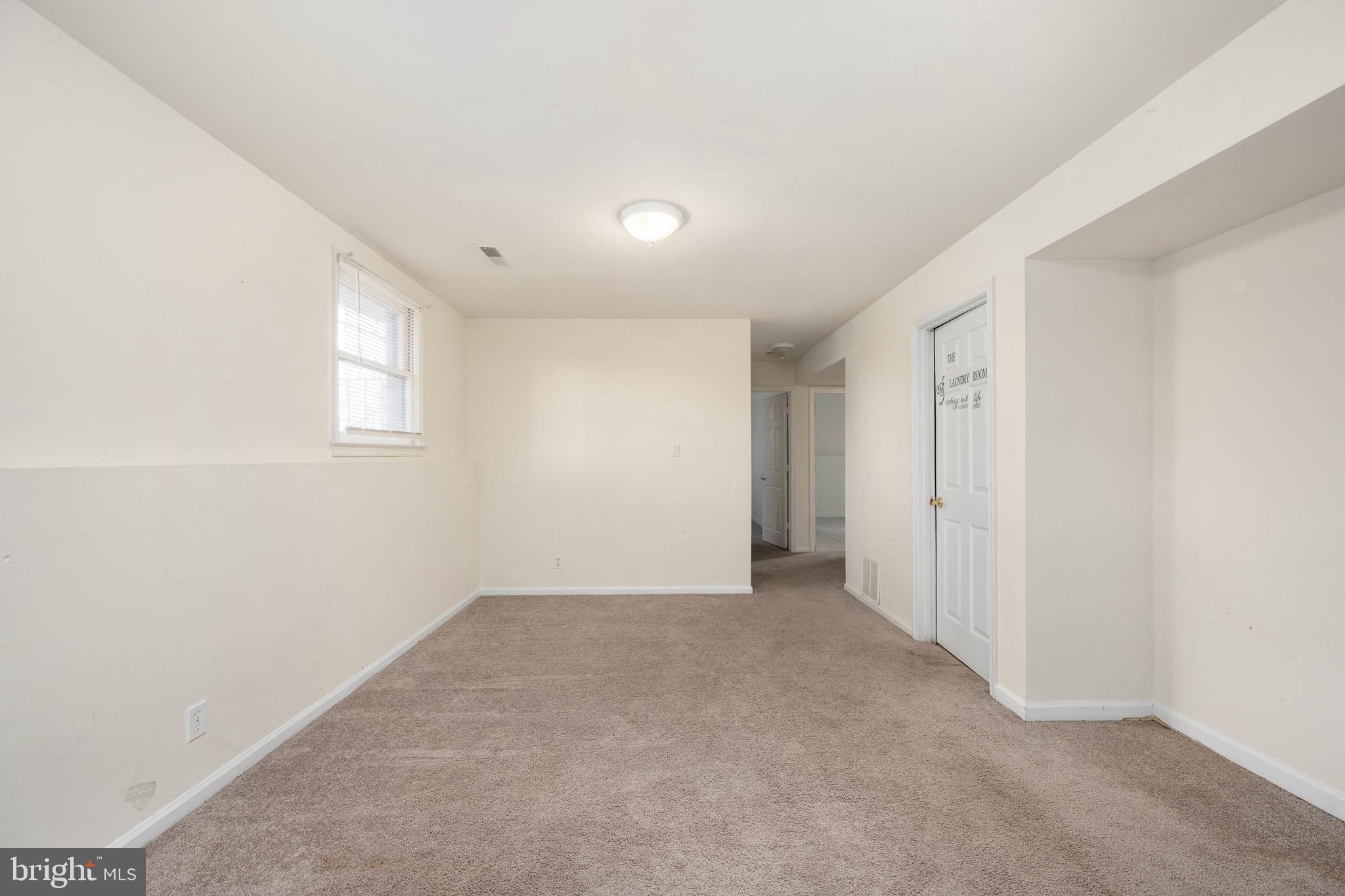 SHERATON HILLS EAST - Residential