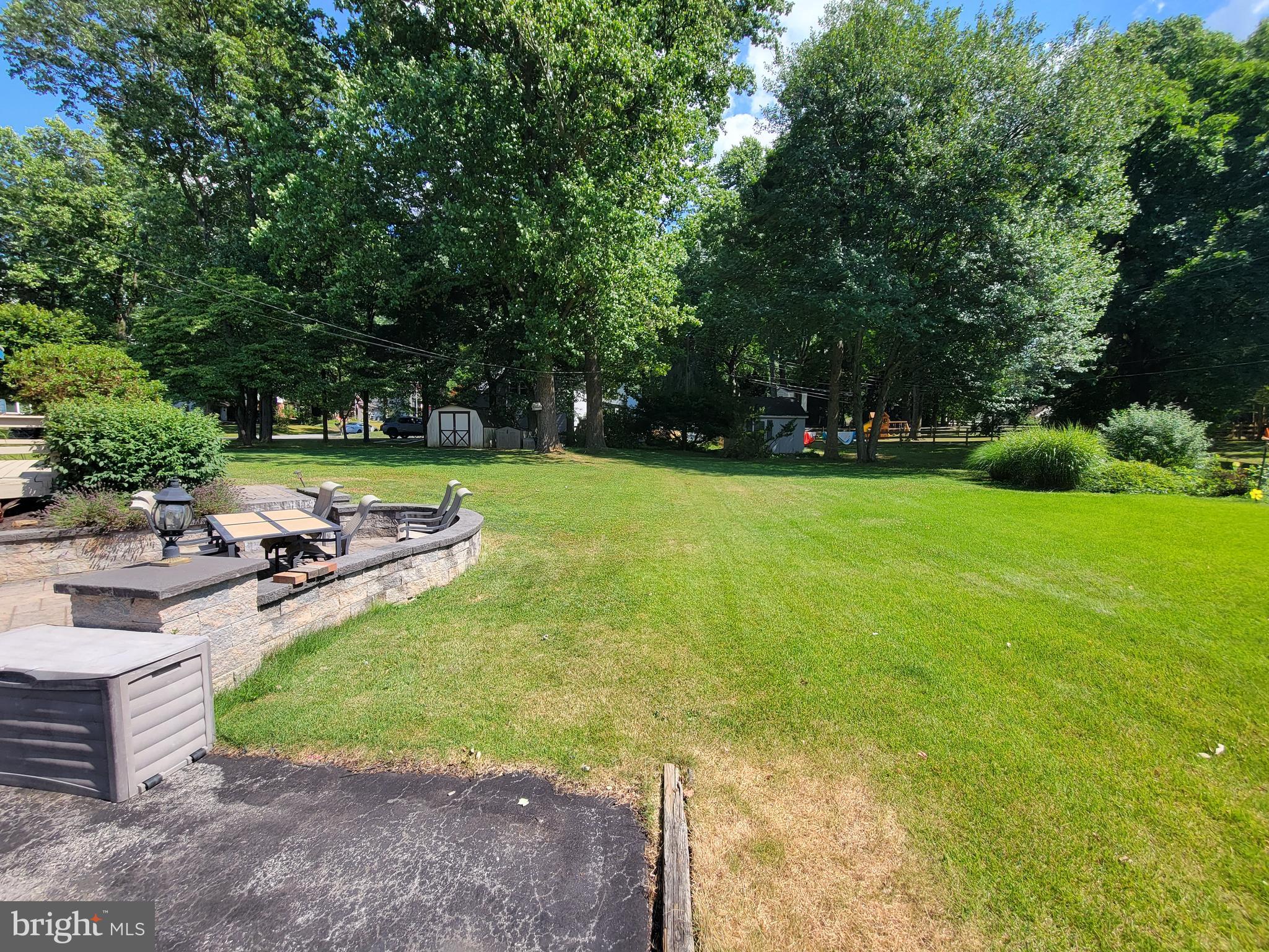 PARKCHESTER ESTS - Residential