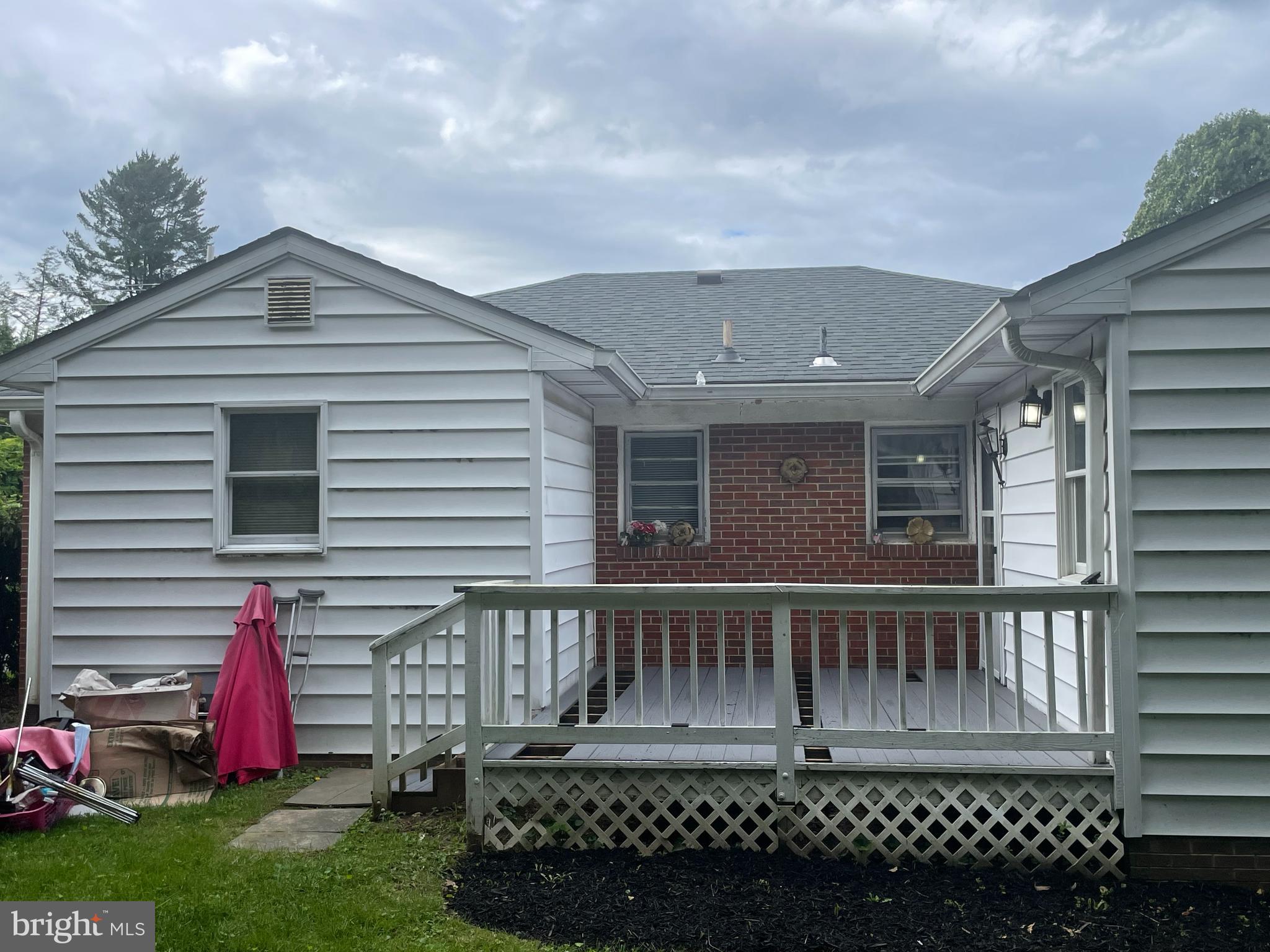 109 BROOKES AVENUE