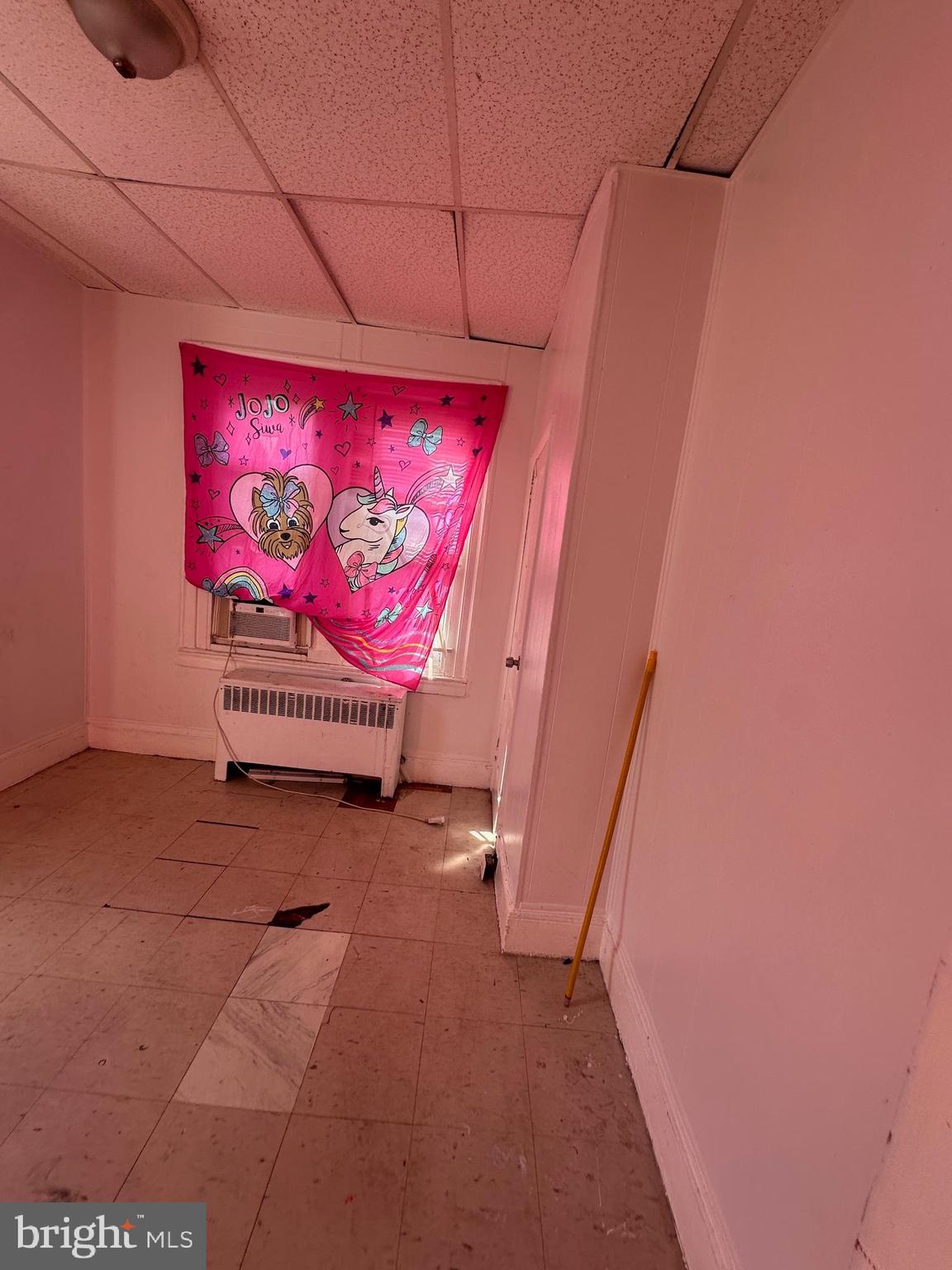 KENSINGTON - Residential