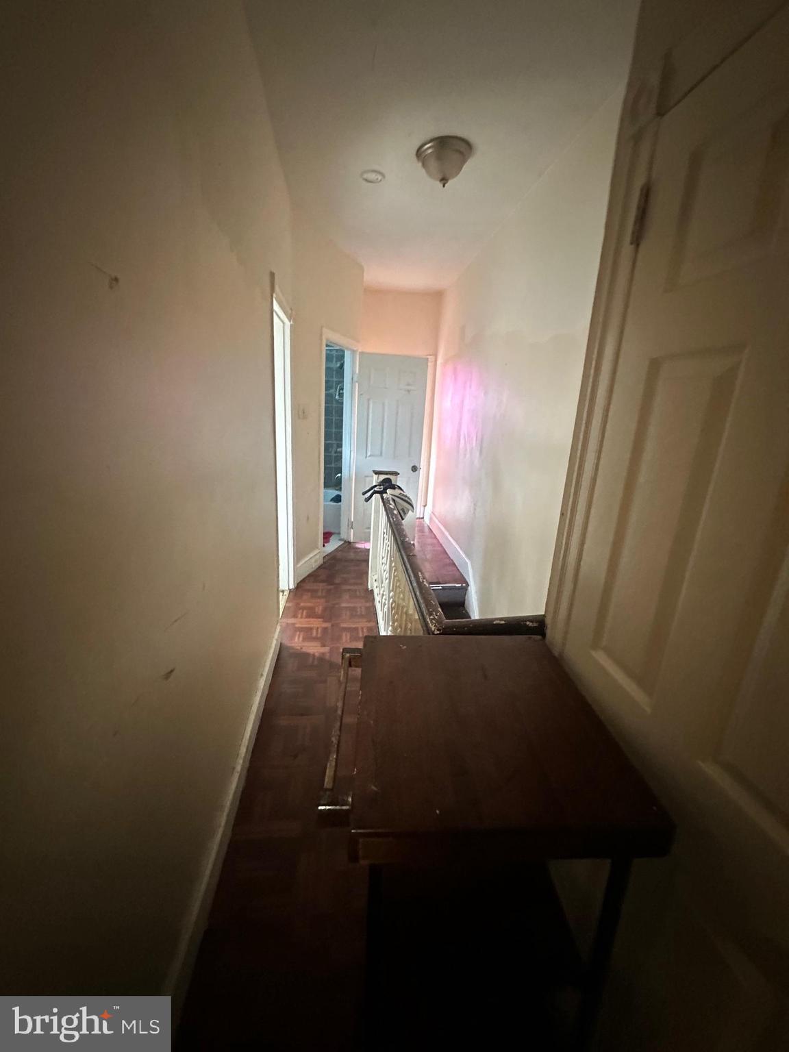 KENSINGTON - Residential