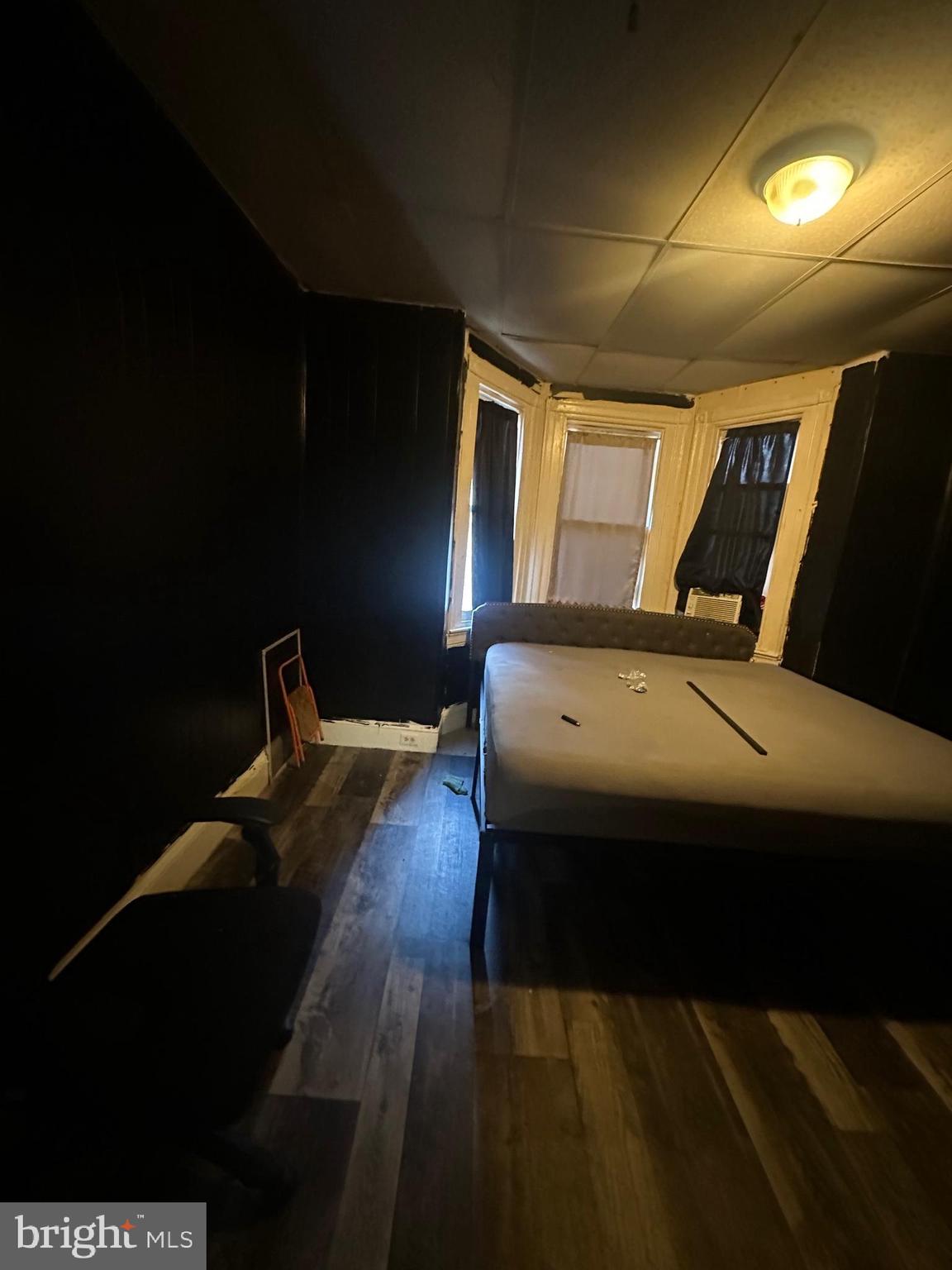 KENSINGTON - Residential