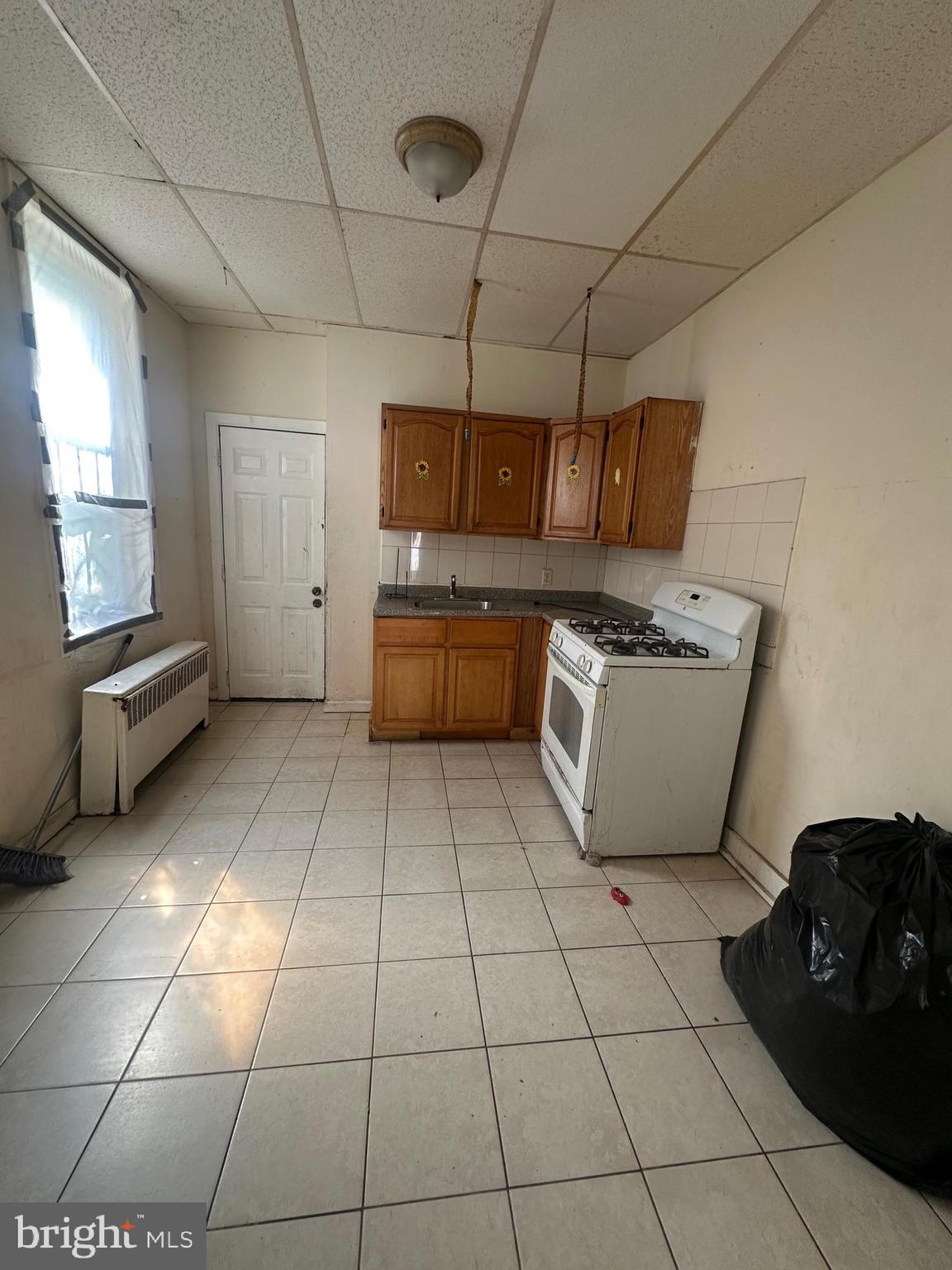 KENSINGTON - Residential