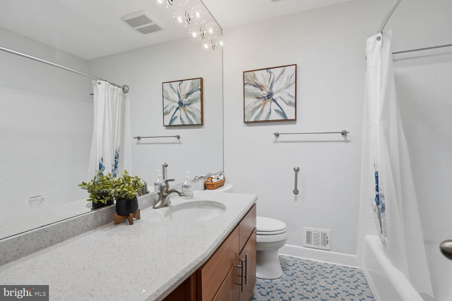 POTOMAC VALLEY - Residential