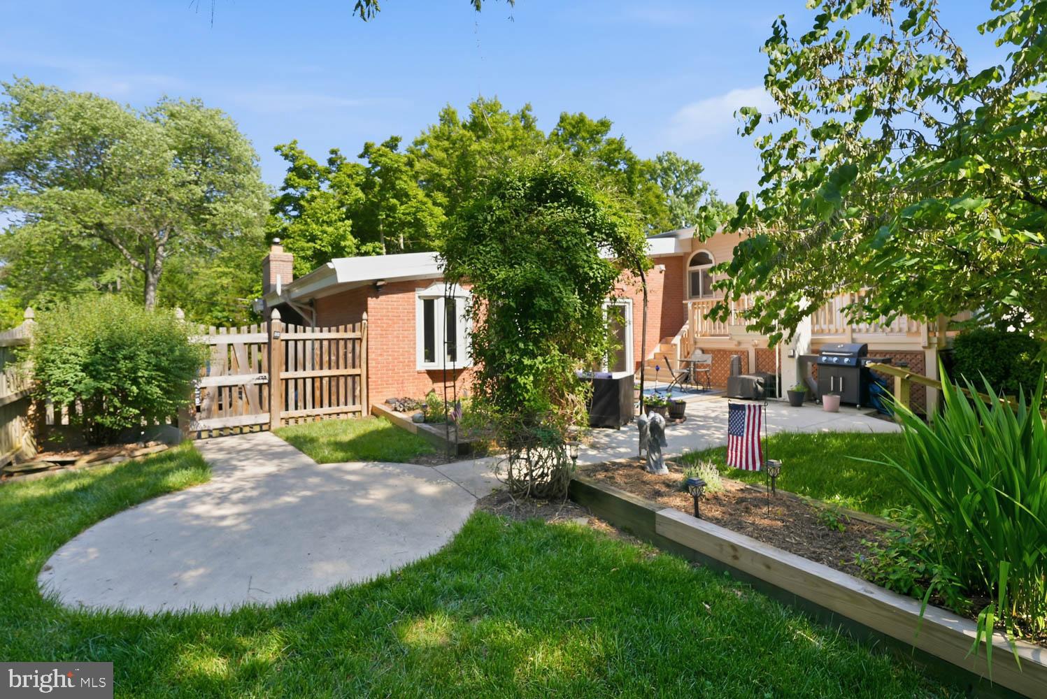 POTOMAC VALLEY - Residential