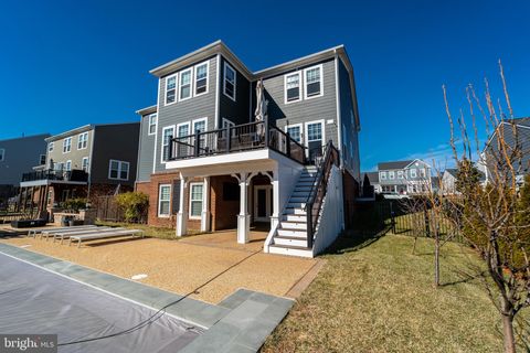 listing image 104