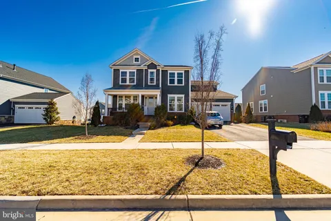 MLS: VALO2089920