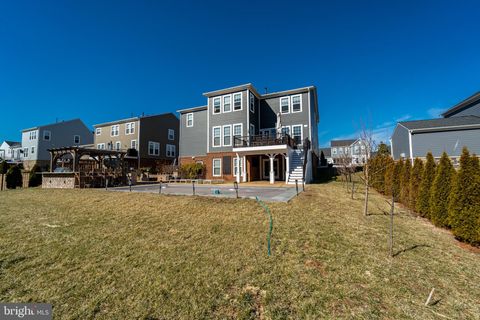 listing image 105