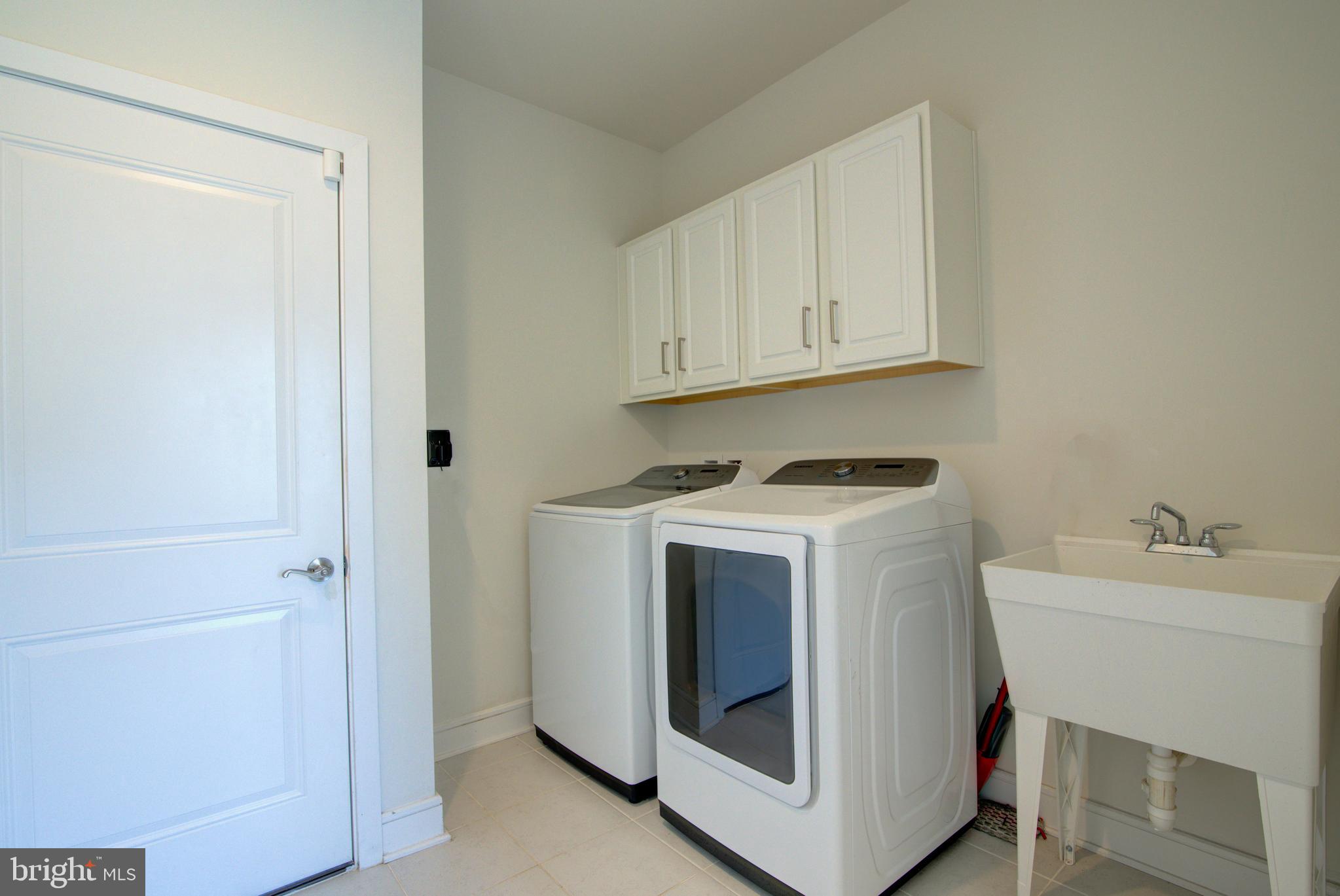 MEADOWBROOK - Residential