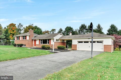 Photo of 3649 HORIZON DR, LANCASTER, PA 17601 (MLS # PALA2026610)