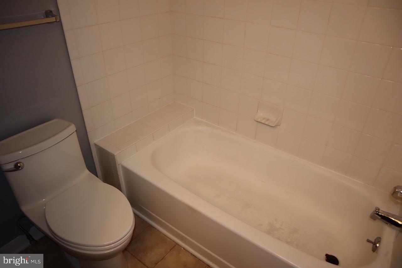 BRANDERMILL - Residential Lease