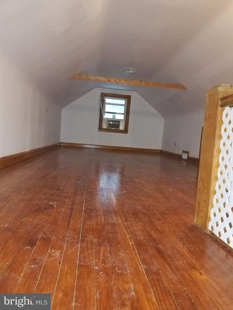 HAMILTON MEADOWS - Residential Lease