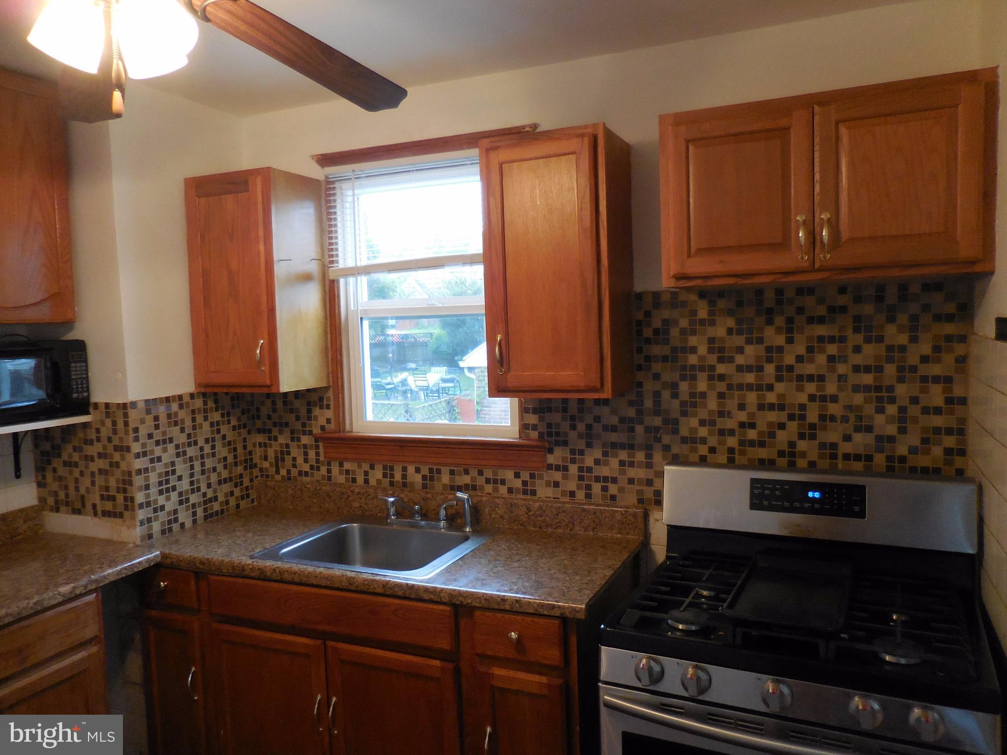 HAMILTON MEADOWS - Residential Lease