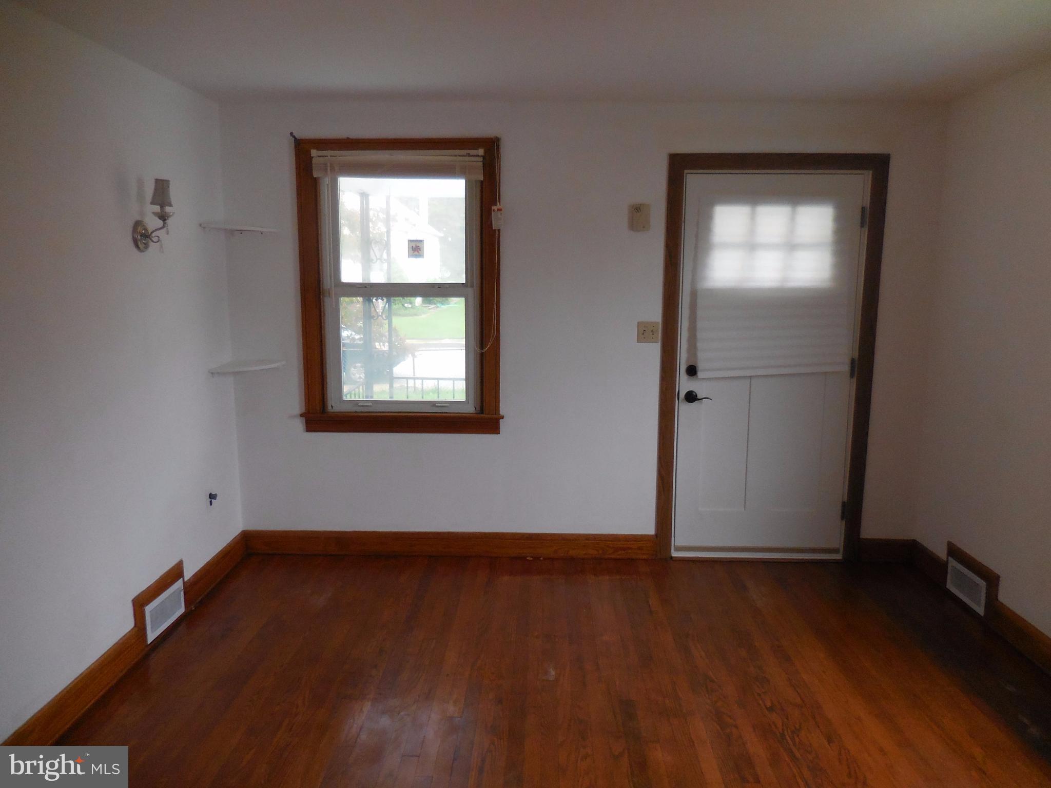 HAMILTON MEADOWS - Residential Lease