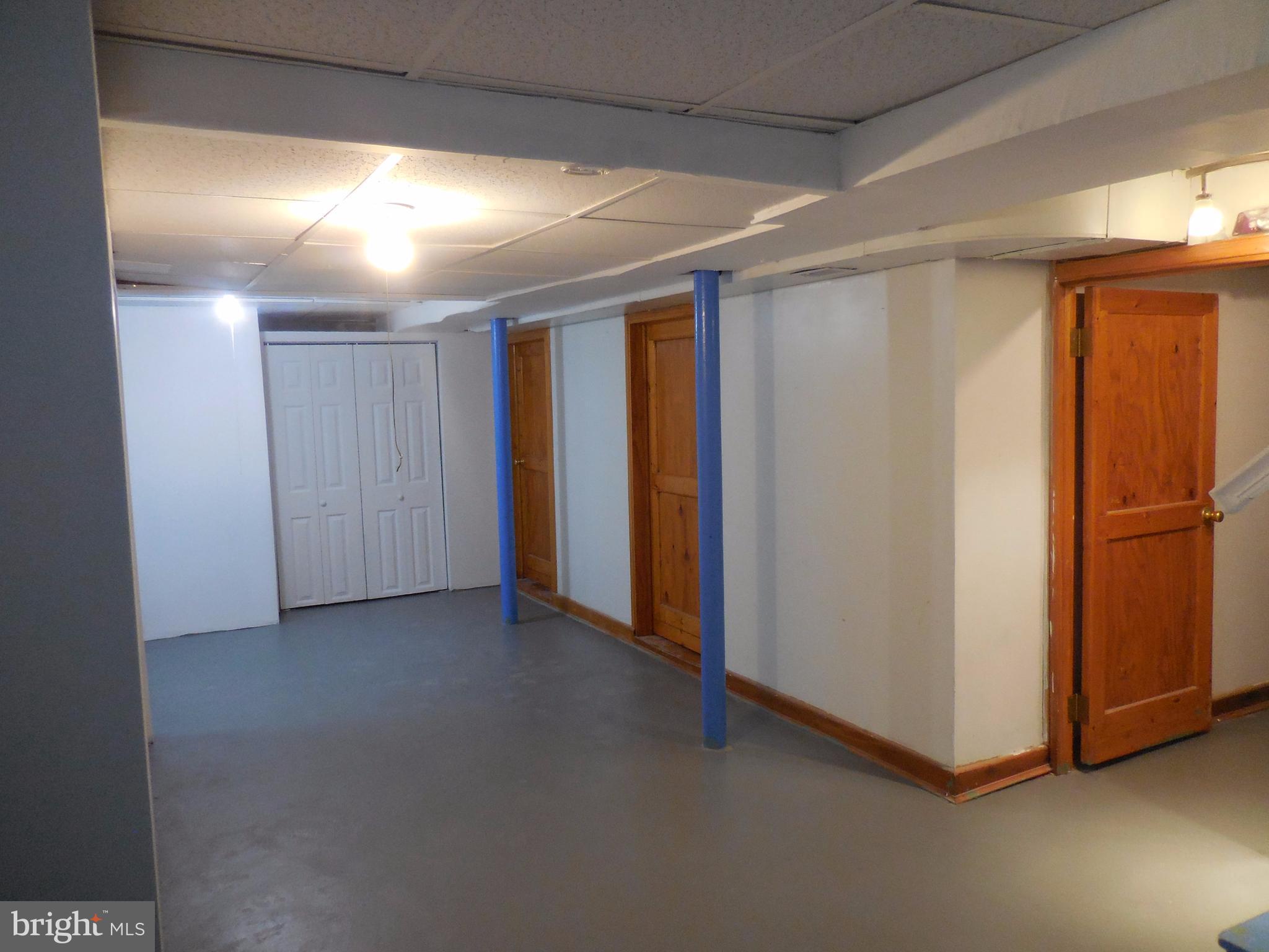 HAMILTON MEADOWS - Residential Lease