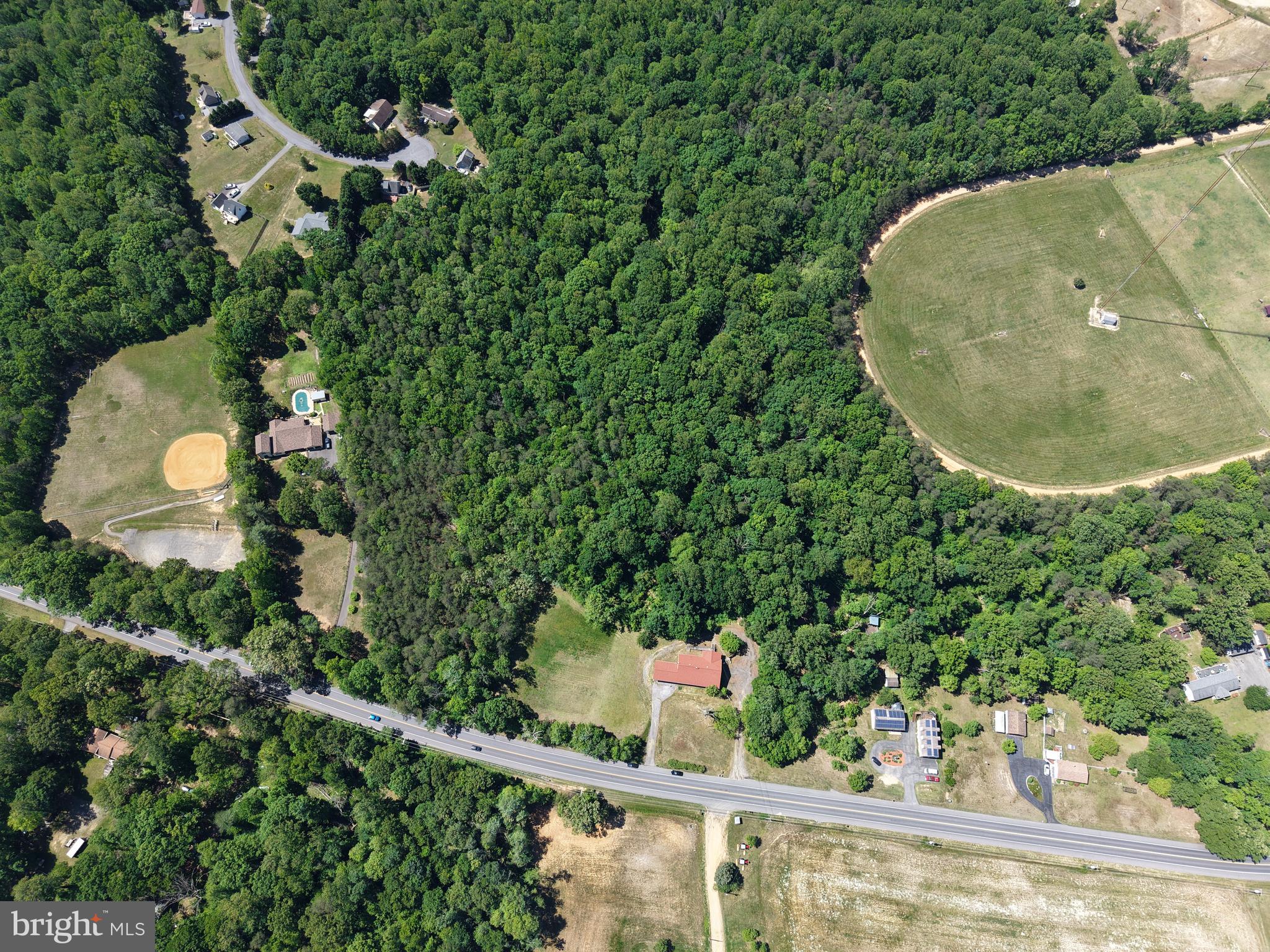 GOLDEN BEACH - Residential