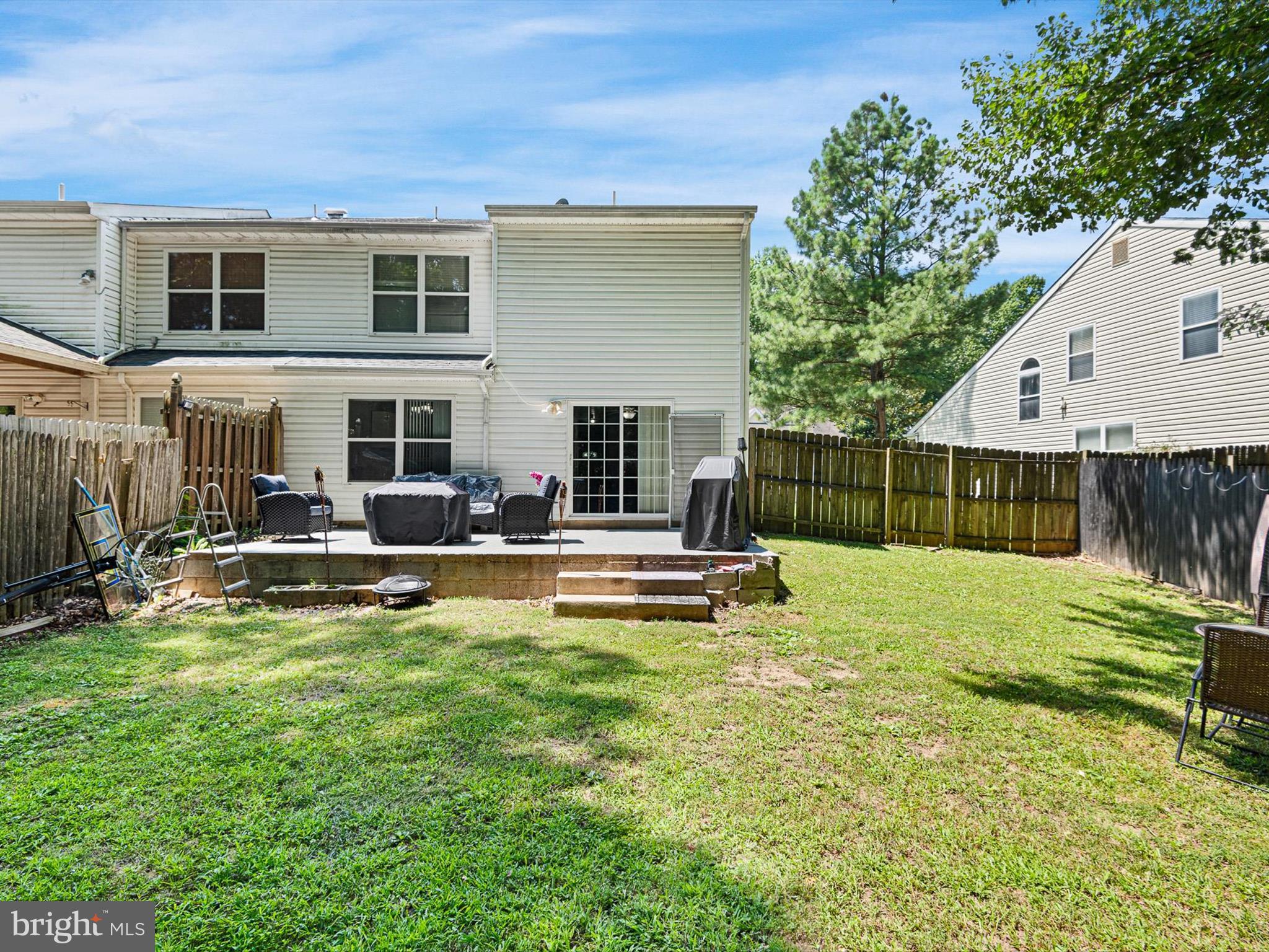 7 FOREST GLEN COURT