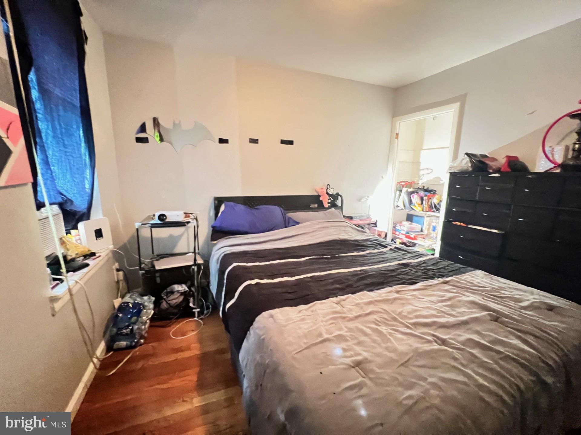 PHILADELPHIA (WEST) - Residential