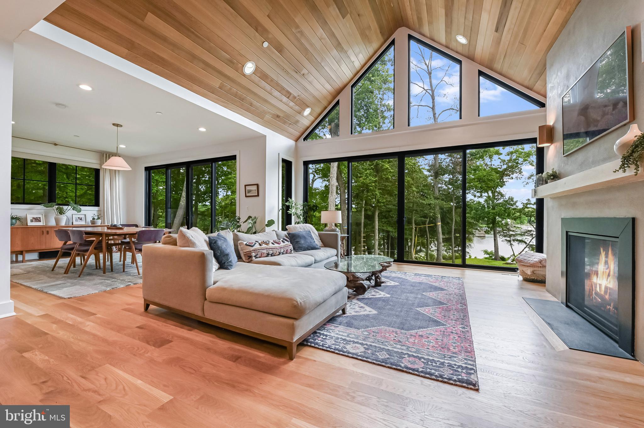 SOUTHDOWN SHORES - Residential