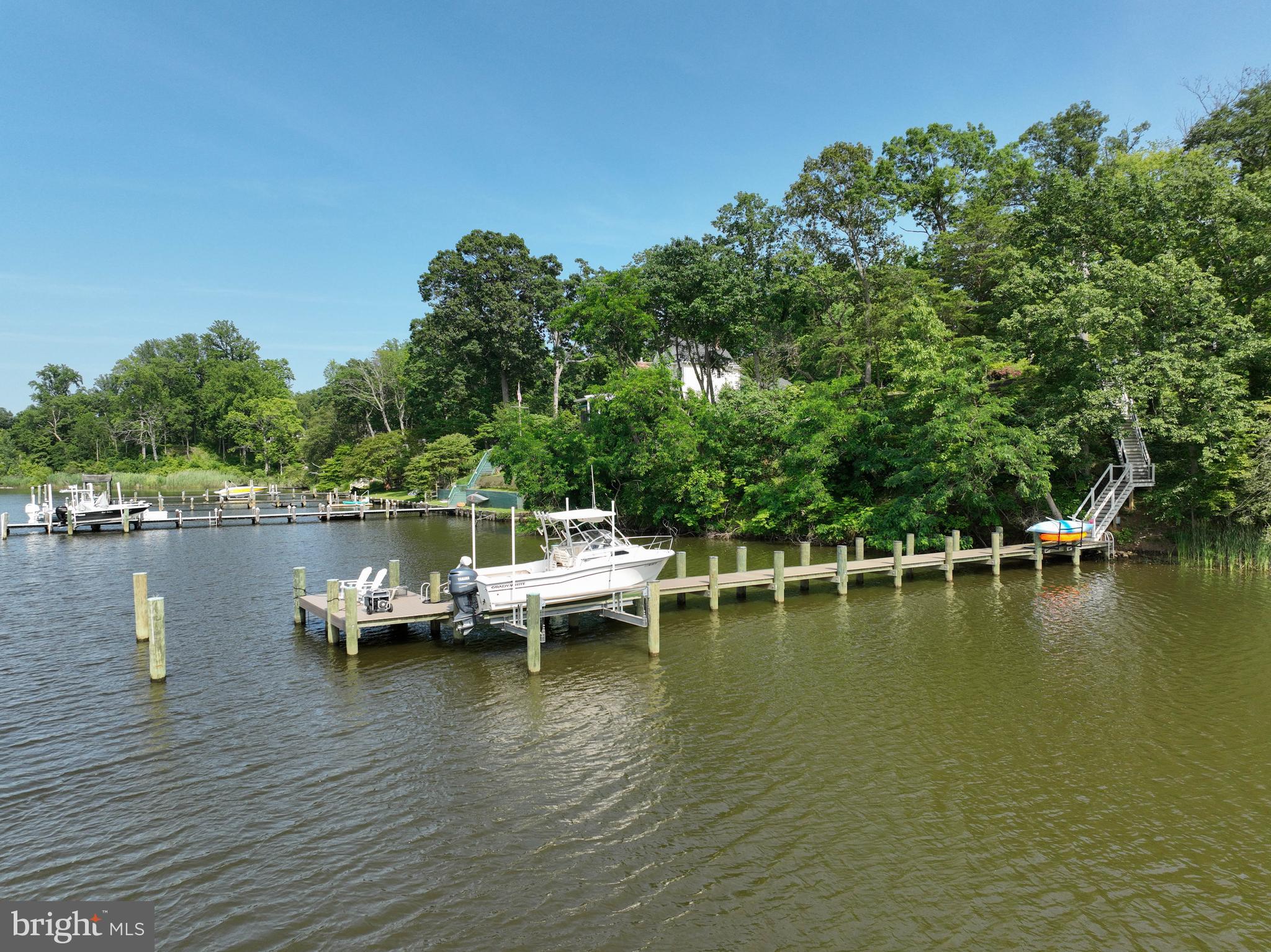 SOUTHDOWN SHORES - Residential