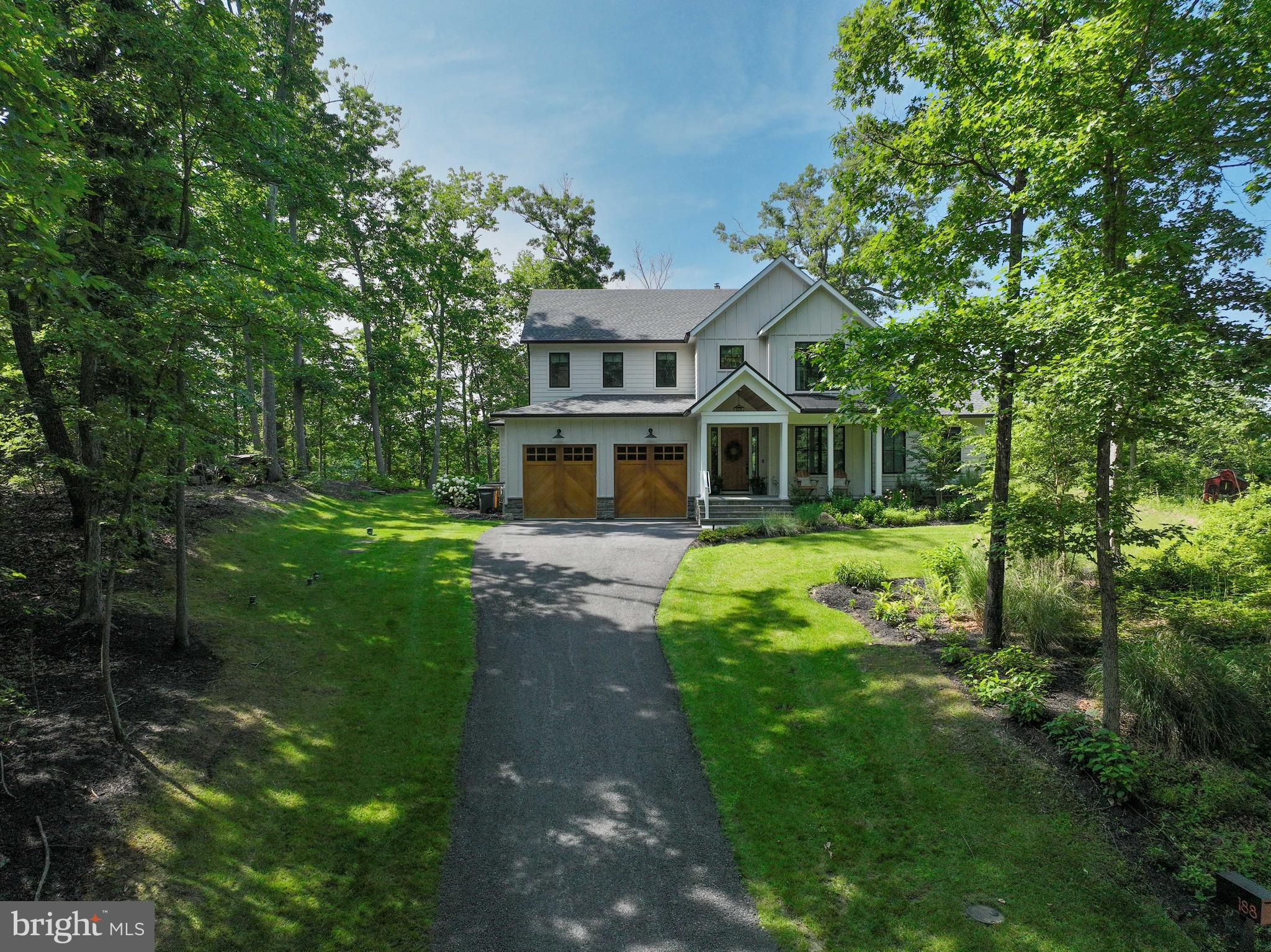 SOUTHDOWN SHORES - Residential