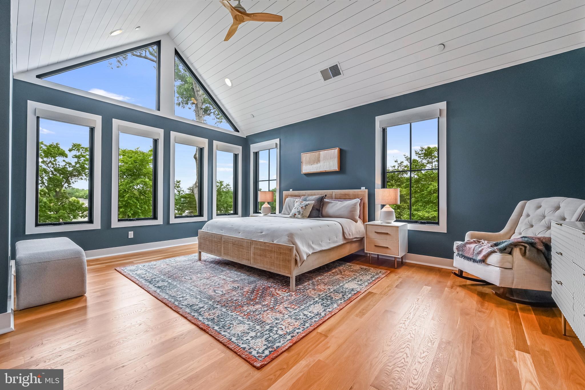 SOUTHDOWN SHORES - Residential